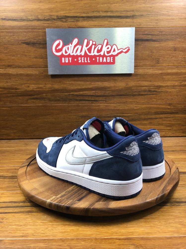 Jordan 1 Low SB Midnight Navy