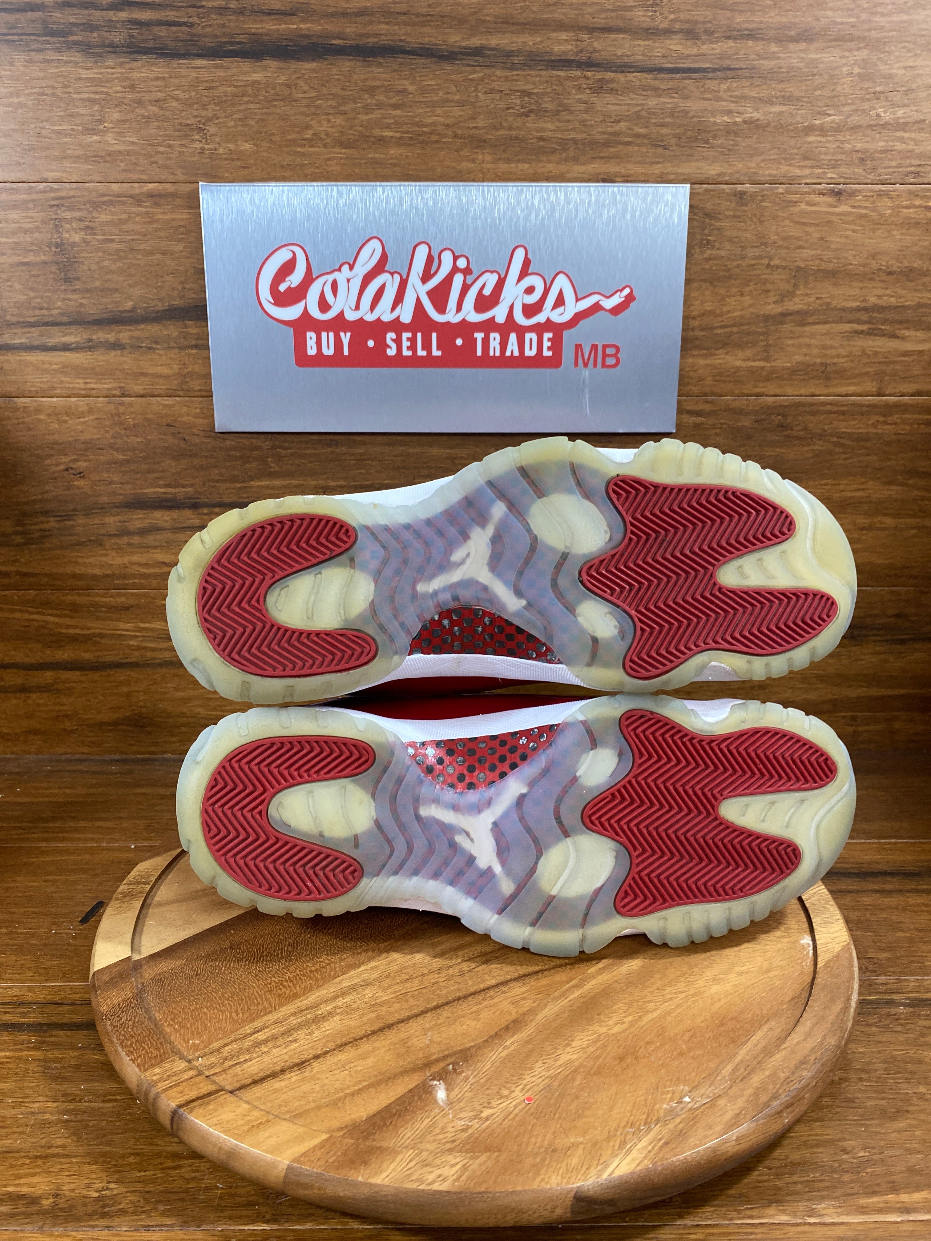 Jordan 11 Retro Cherry (2022)