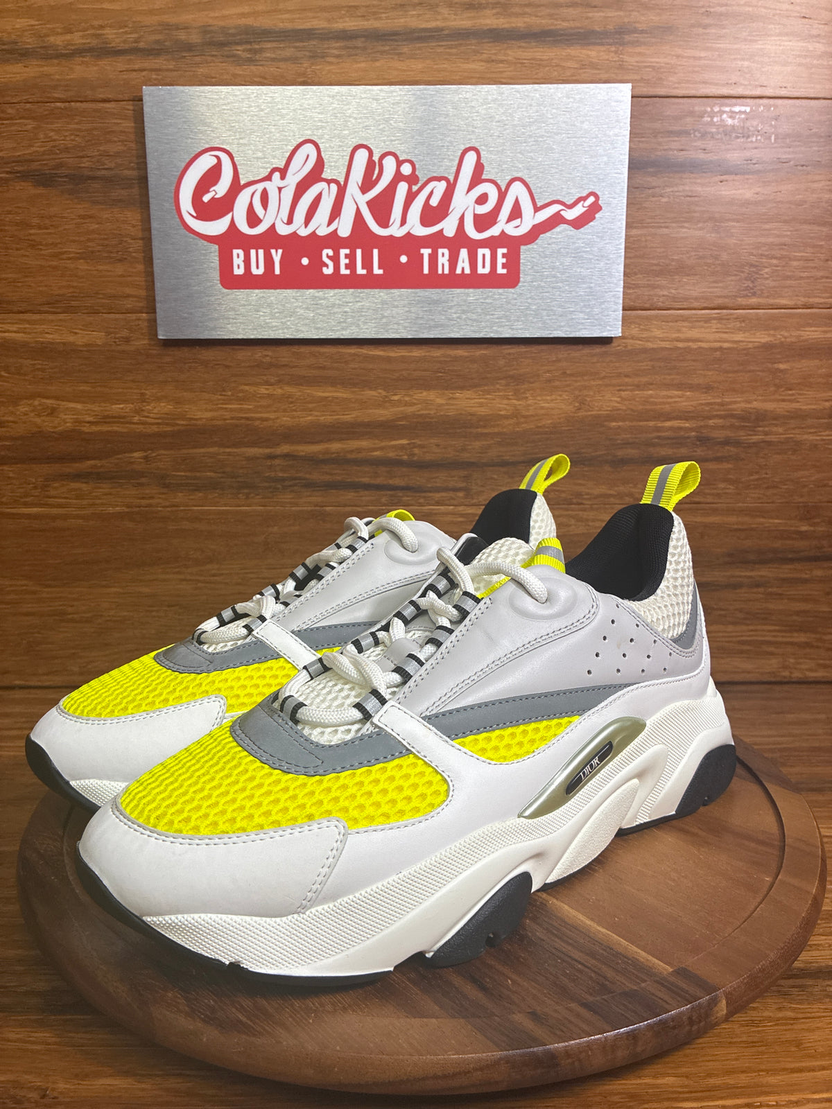 Dior B22 White Yellow