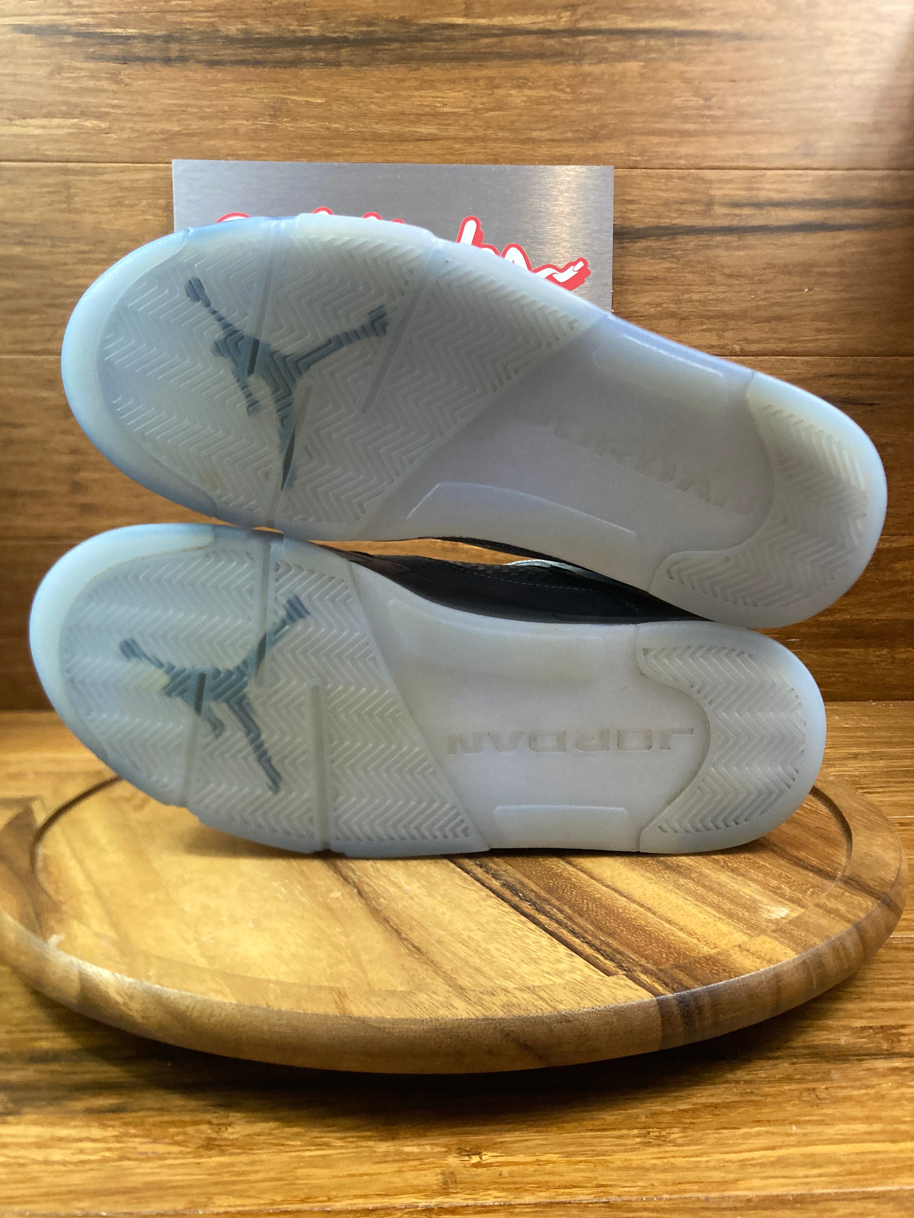 Jordan 5 Retro Wolf Grey (2026)