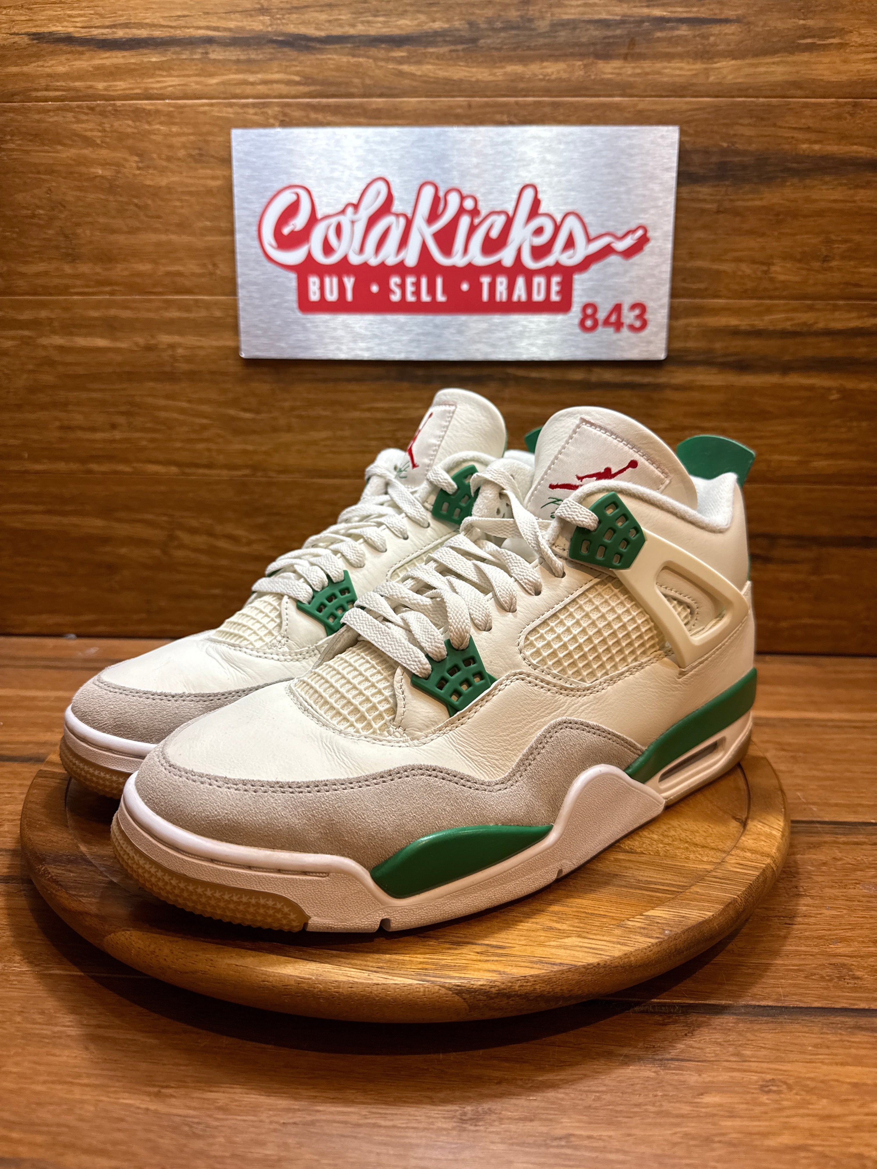 Jordan 4 Retro SB Pine Green