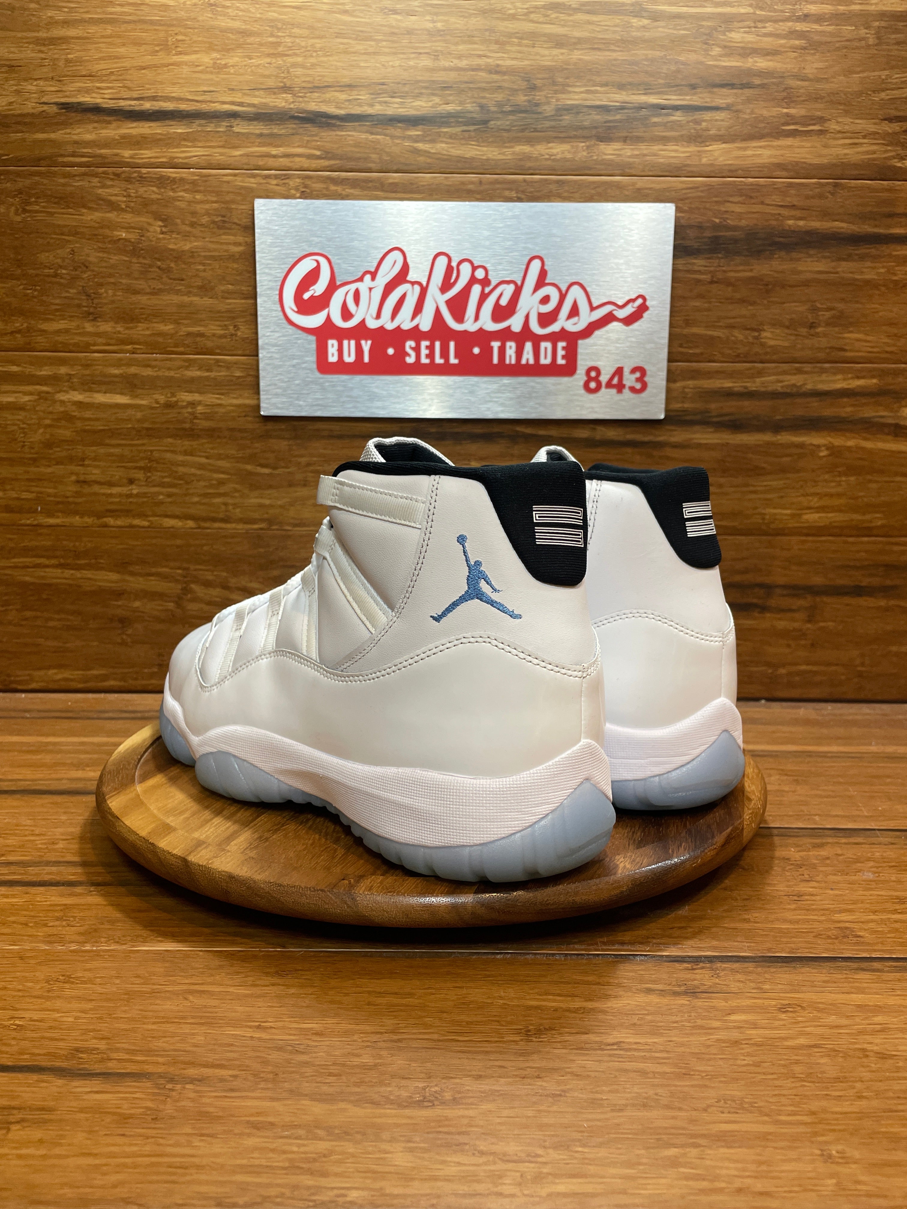 Jordan 11 Retro Legend Blue (2024)