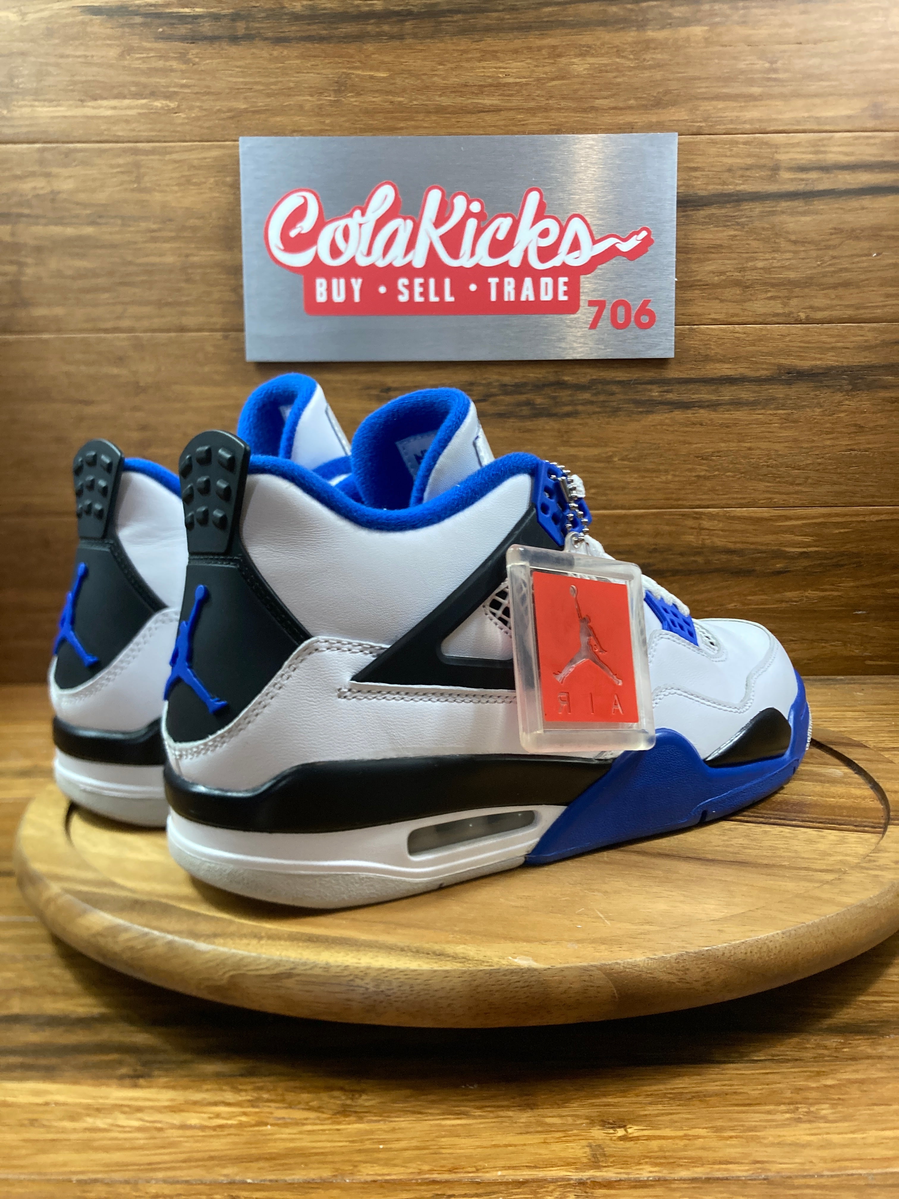 Jordan 4 Retro Motorsports (2017)