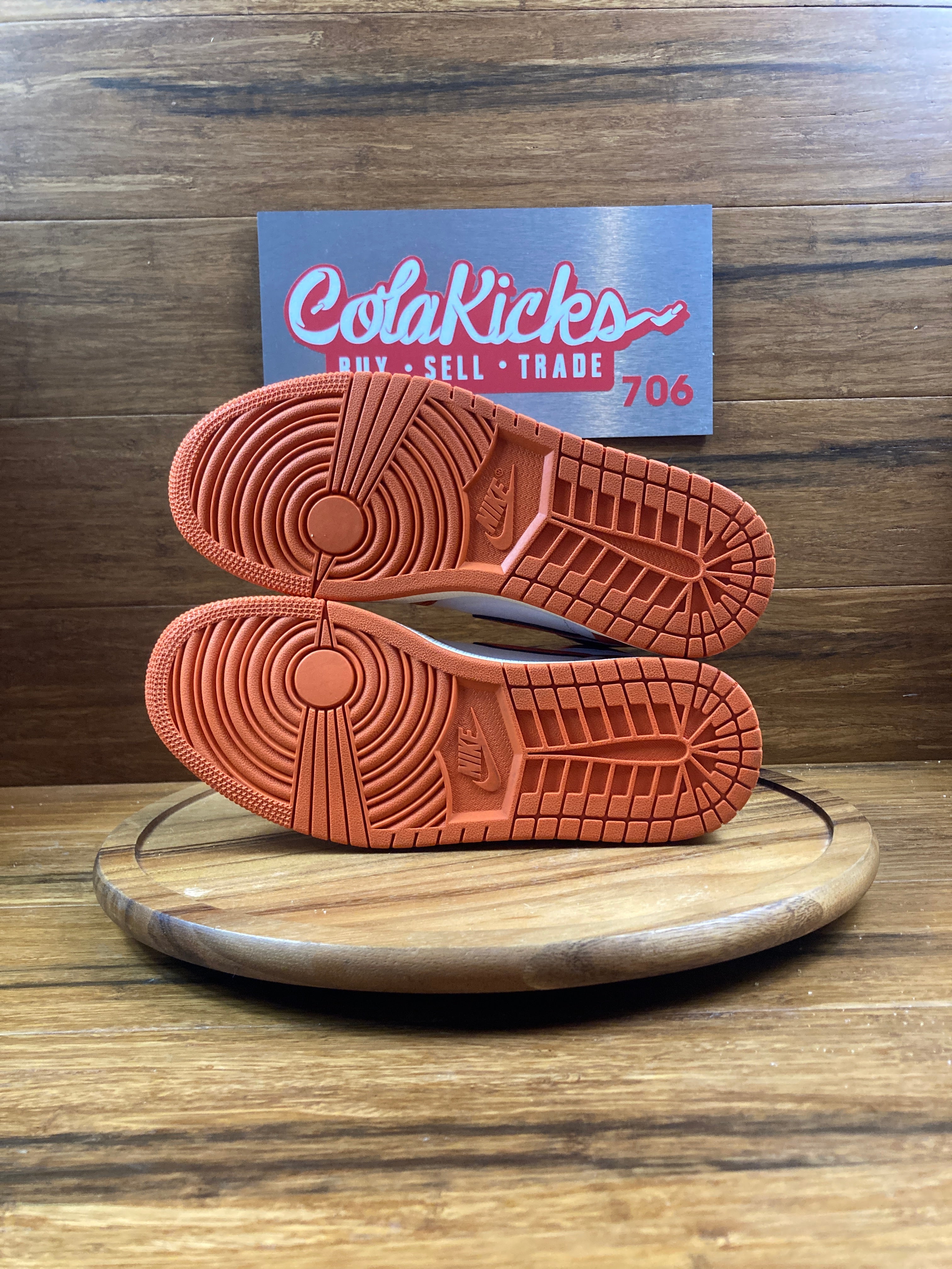 Jordan 1 Retro High OG Starfish (Women's)