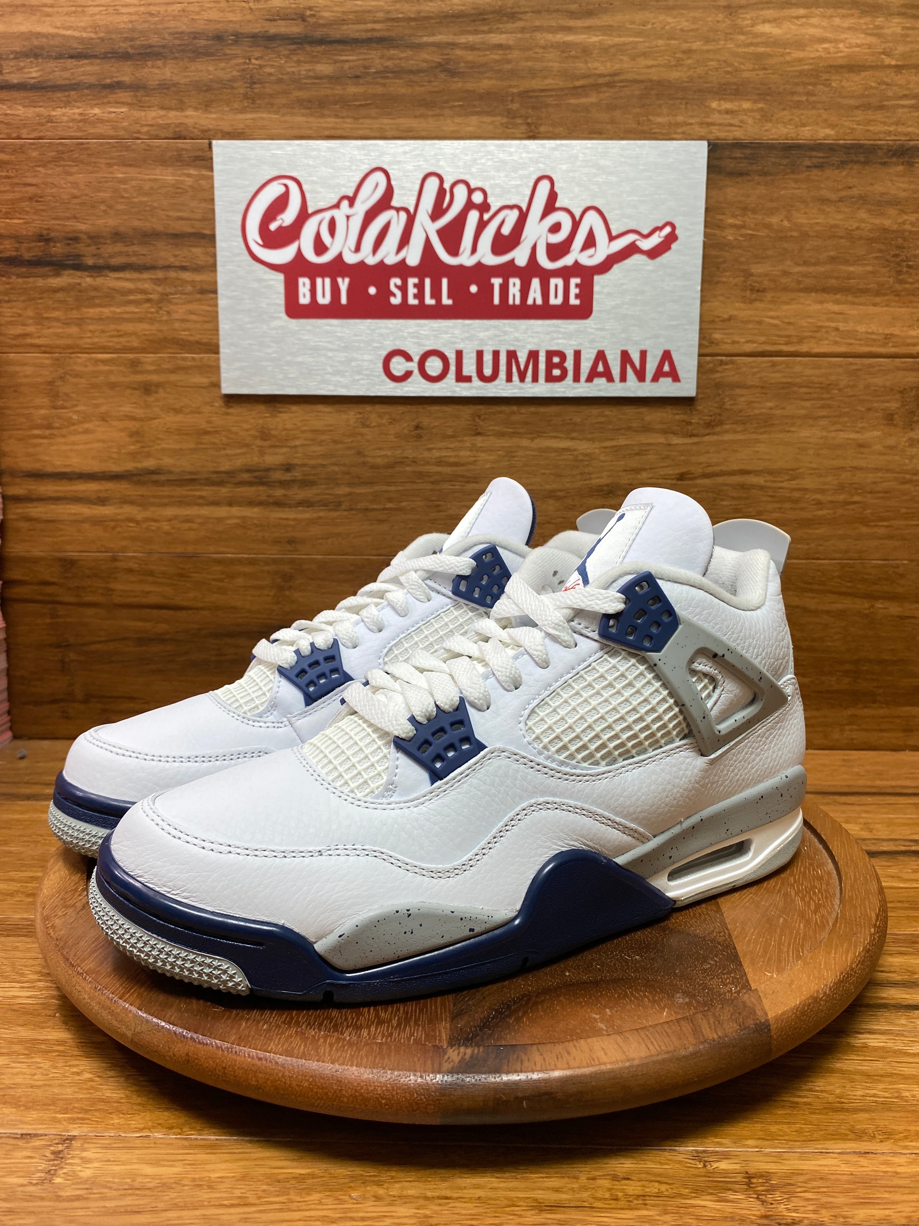 Jordan 4 Retro Midnight Navy