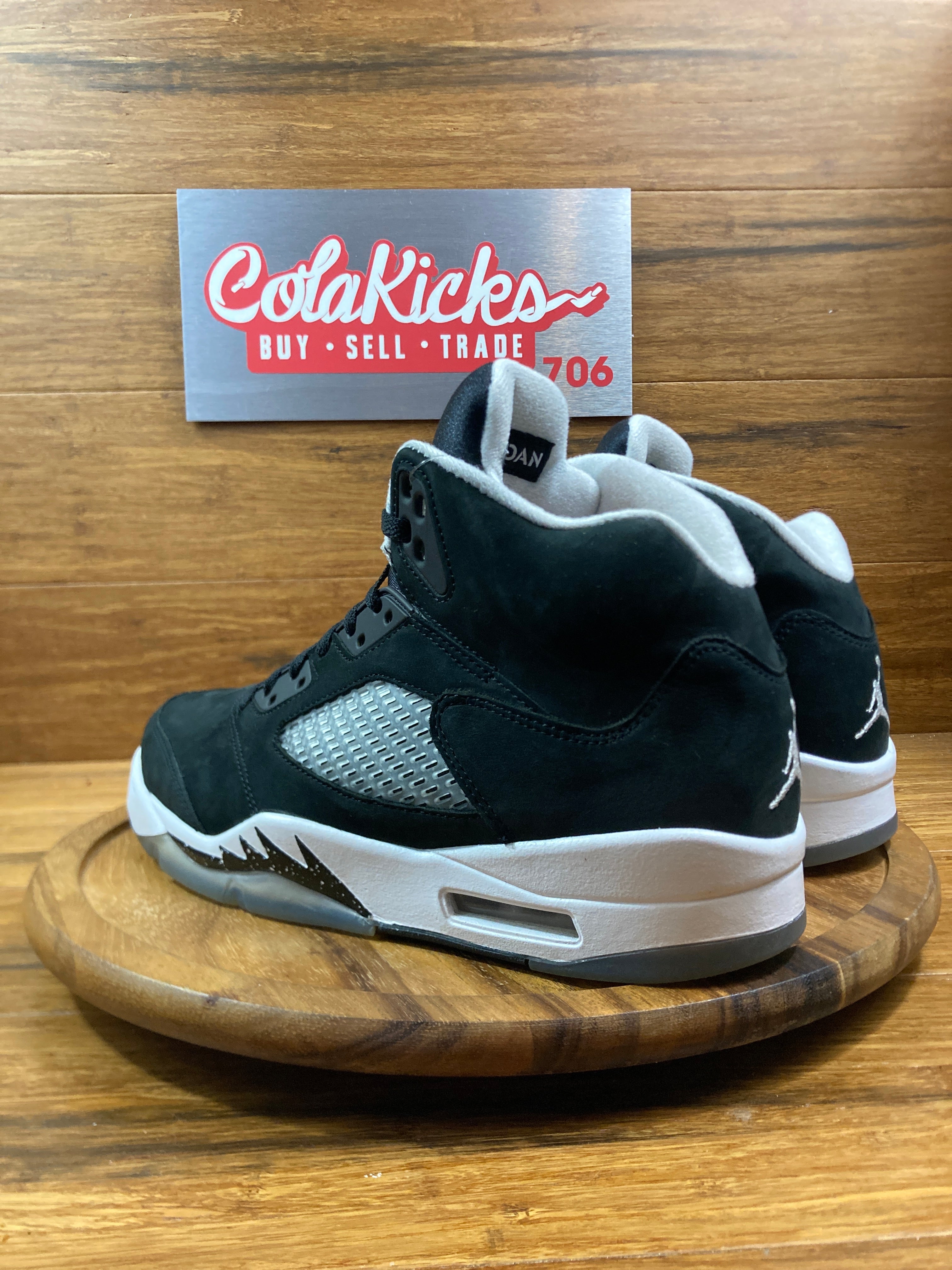 Jordan 5 Retro Moonlight (2021)