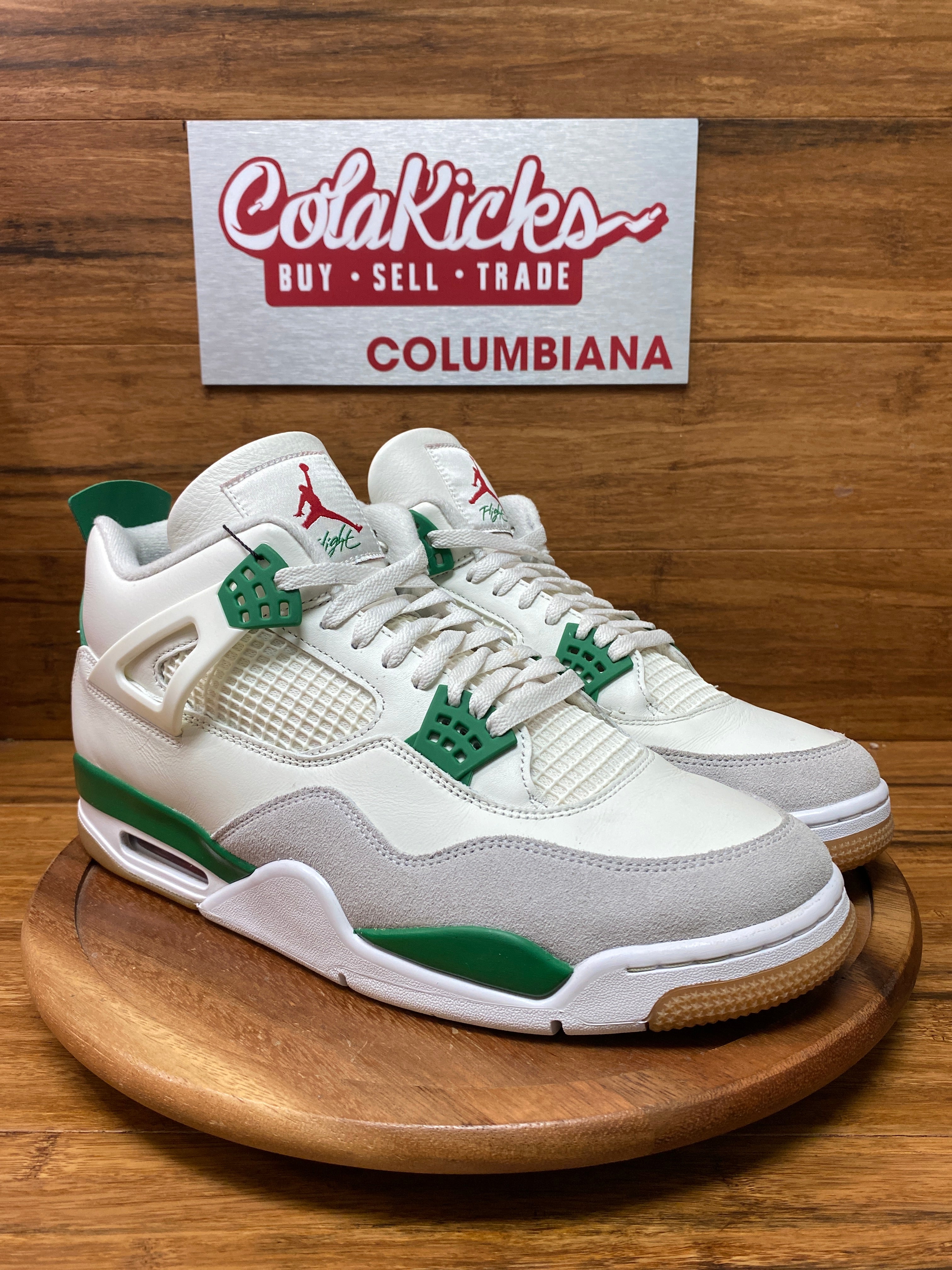 Jordan 4 Retro SB Pine Green