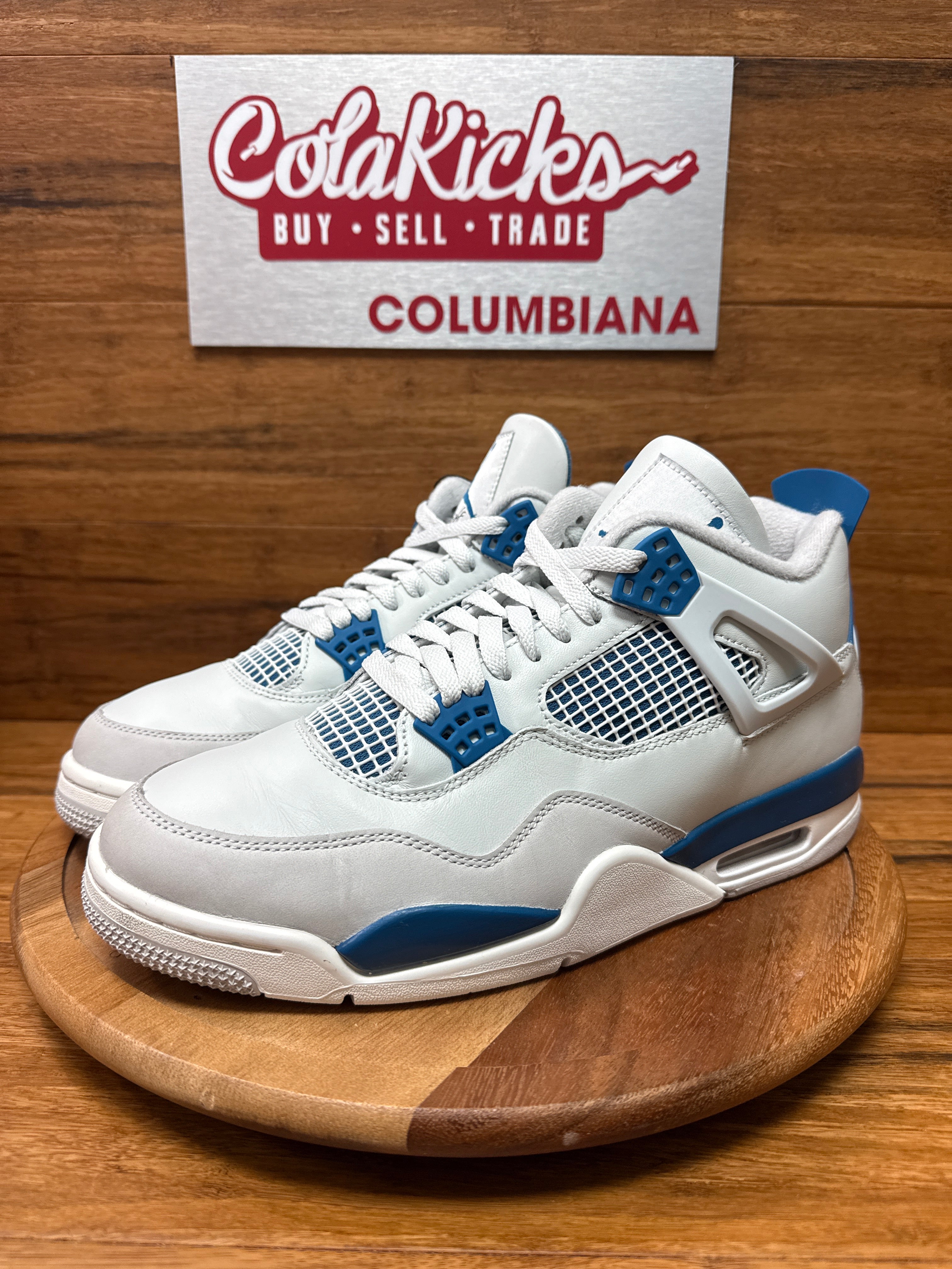 Jordan 4 Retro Military Blue (2024)