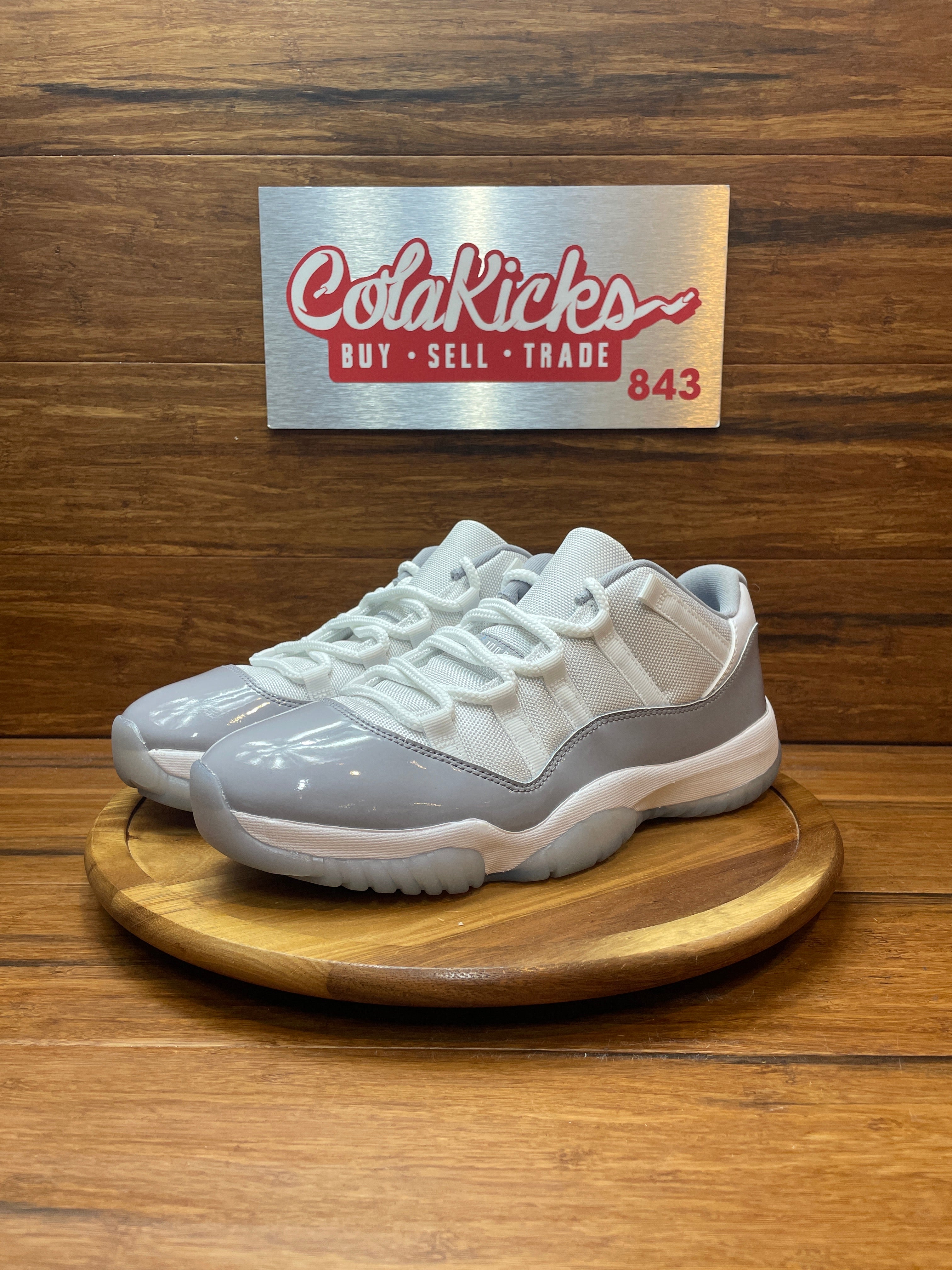 Jordan 11 Retro Low Cement Grey