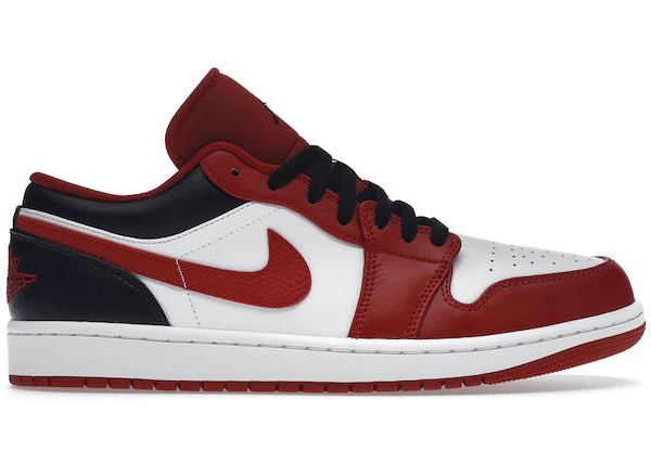 Jordan 1 Low Bulls