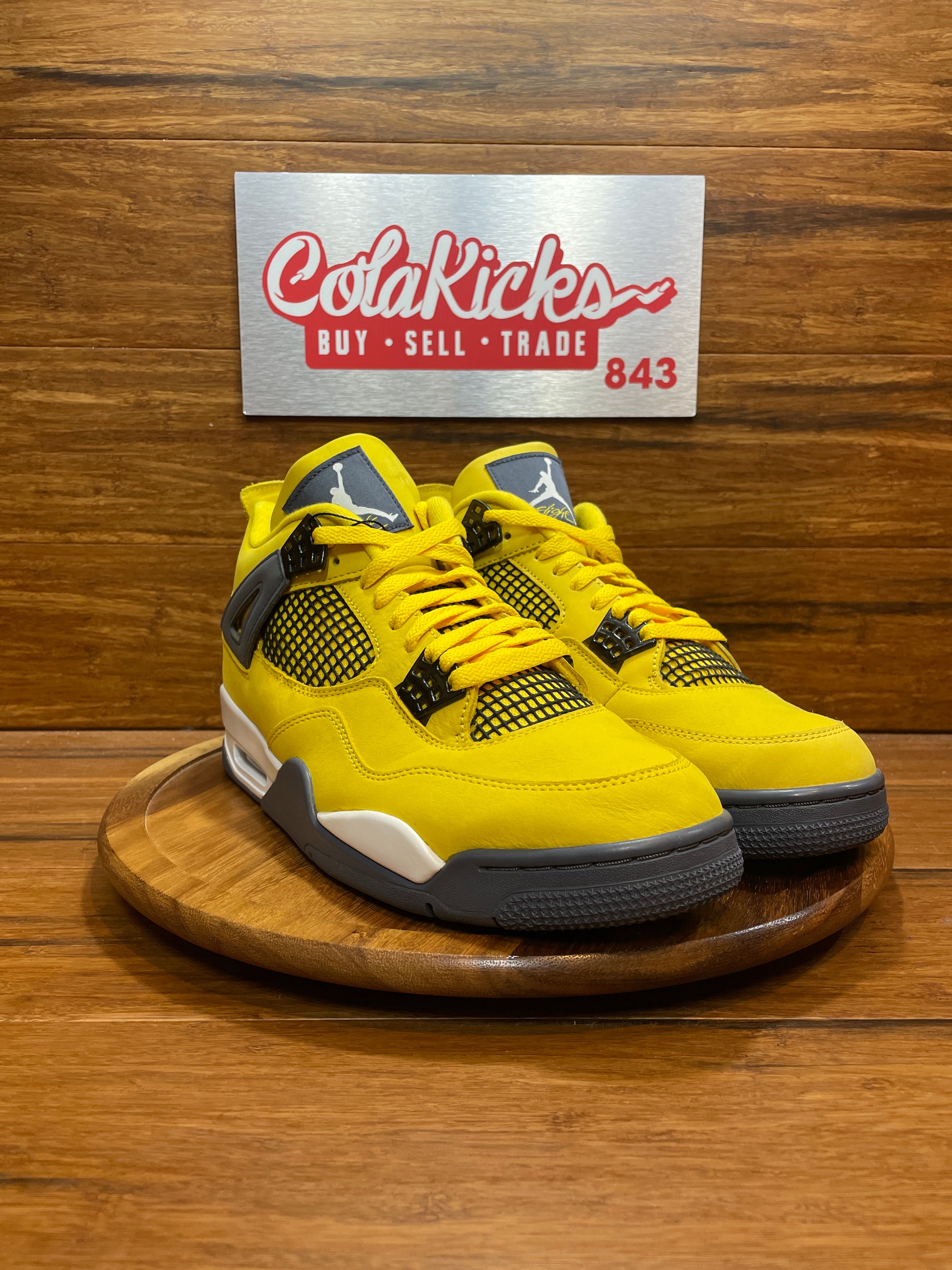 Jordan 4 Retro Lightning (2021)