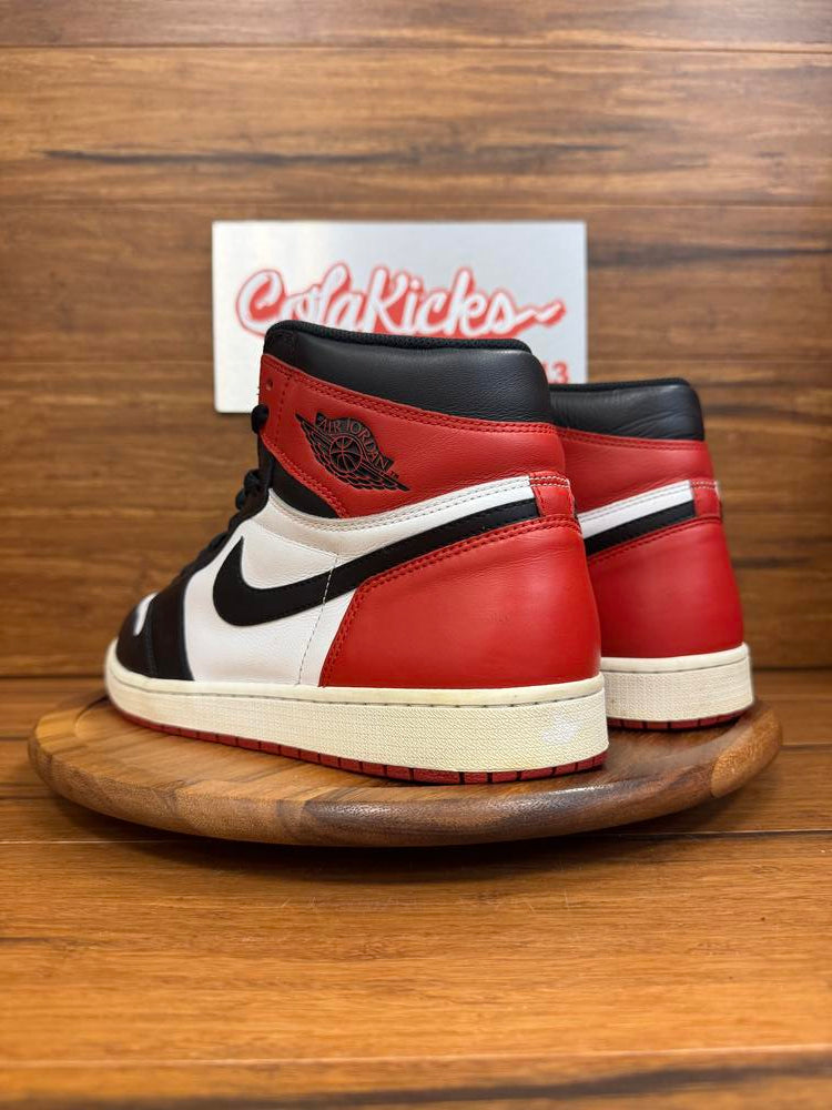 Jordan 1 Retro Black Toe (2016)