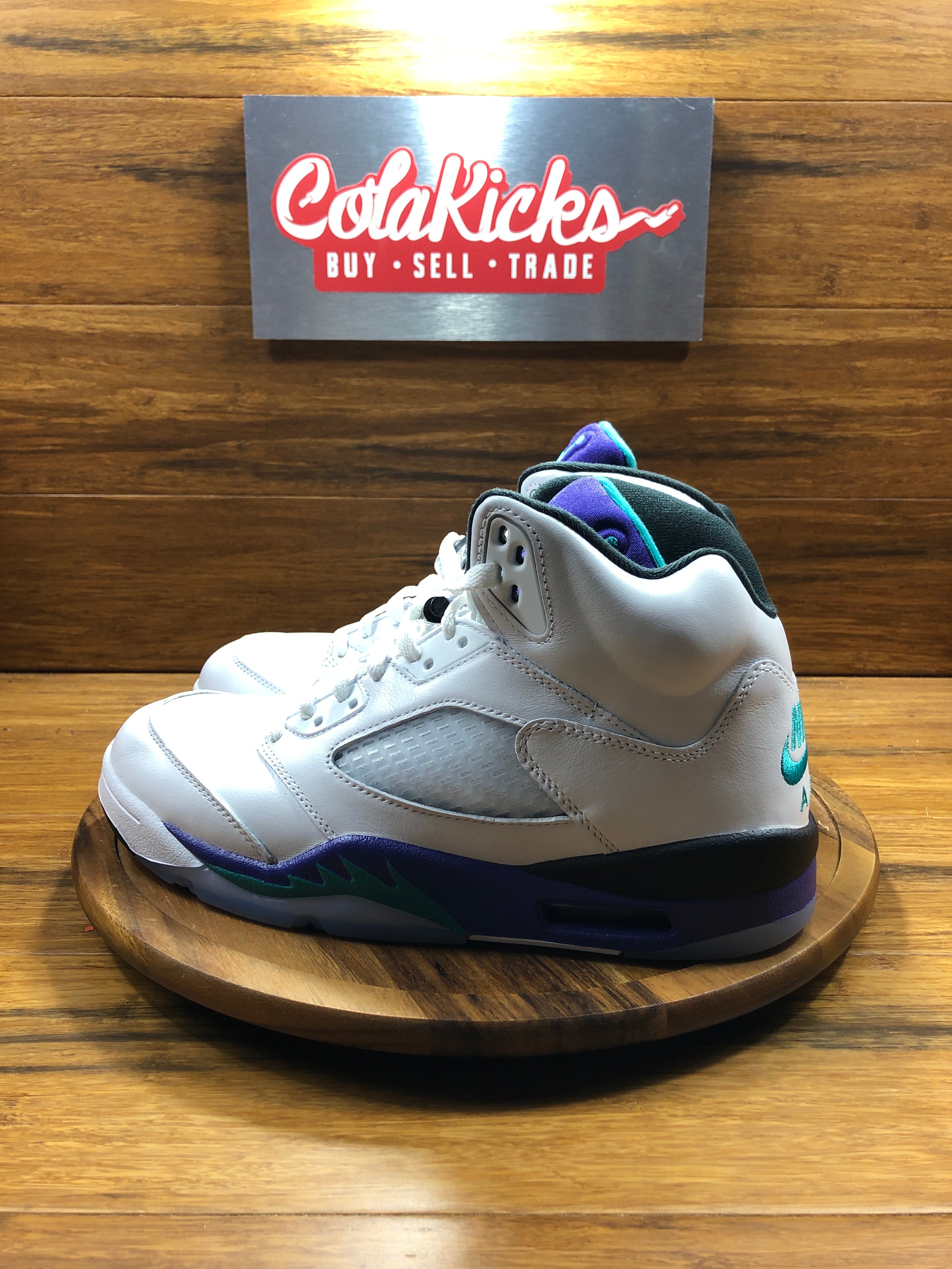 Jordan 5 Retro Grape (2025)