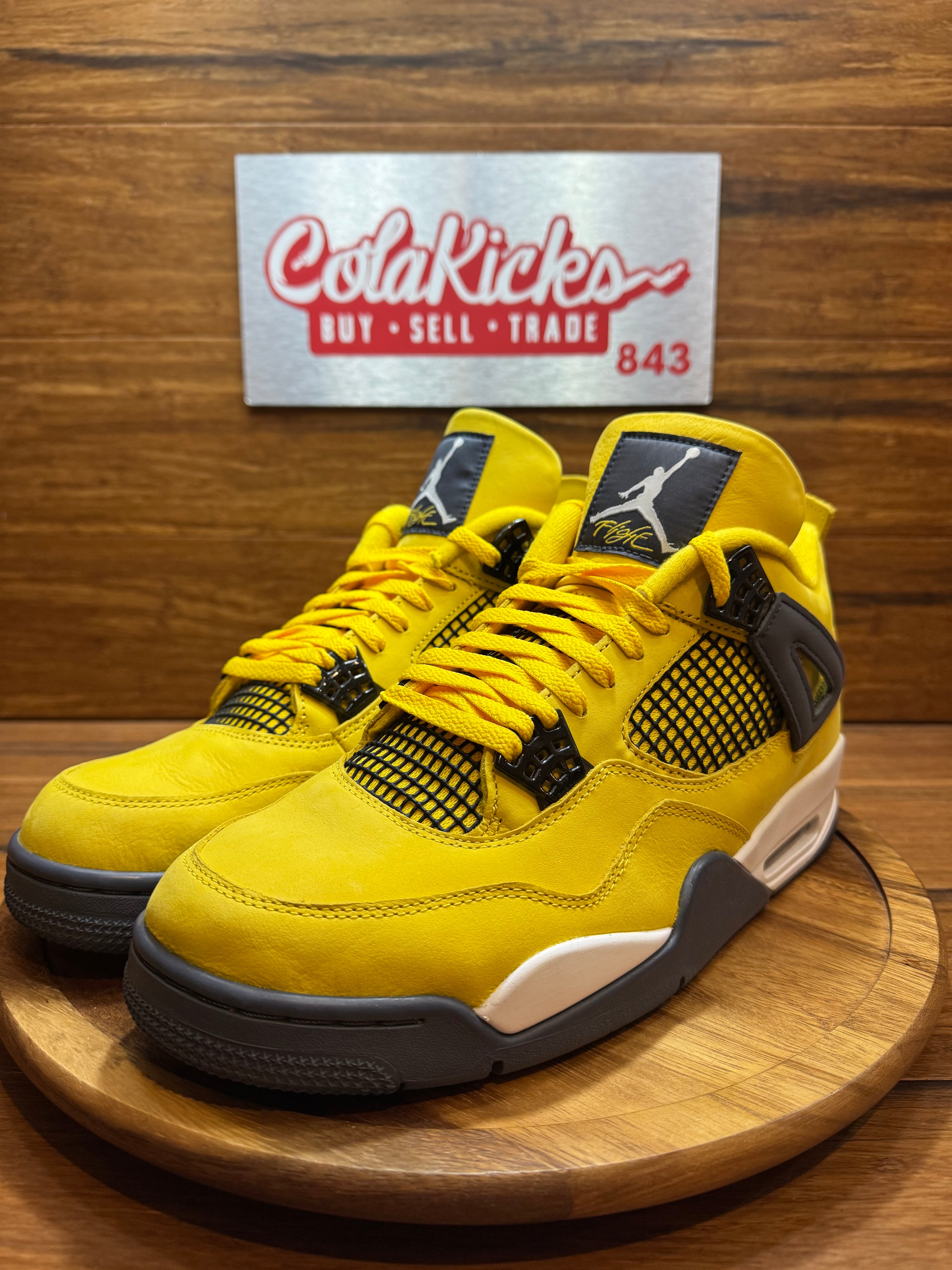 Jordan 4 Retro Lightning (2021)