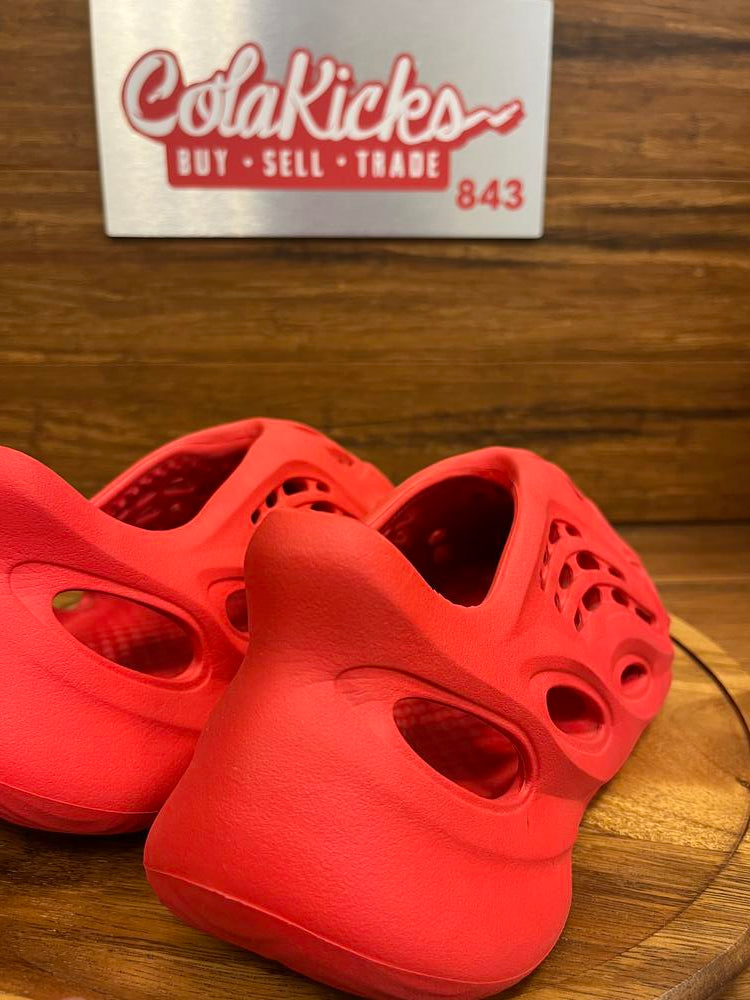 adidas Yeezy Foam RNNR Vermillion
