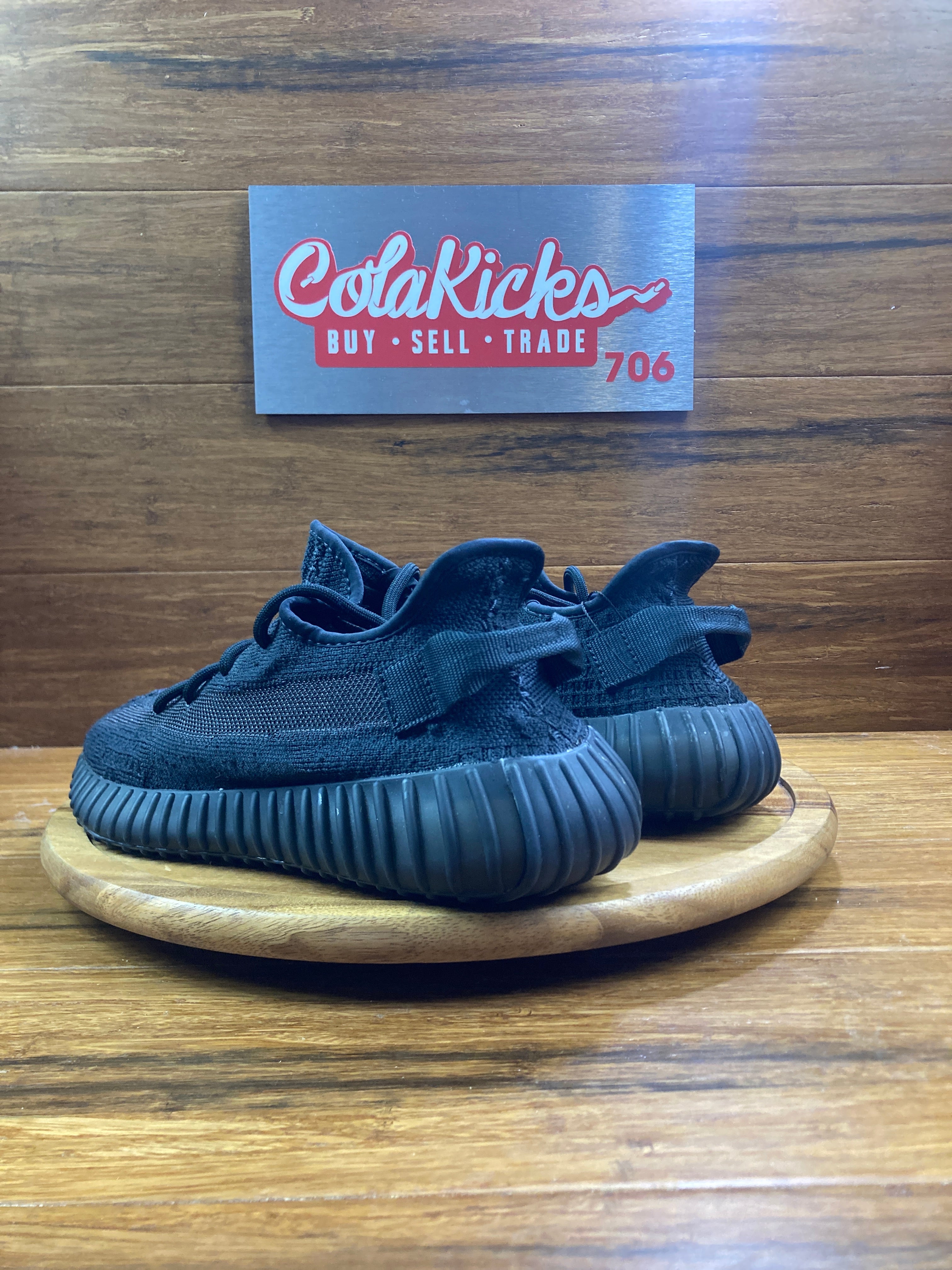 adidas Yeezy Boost 350 V2 Onyx
