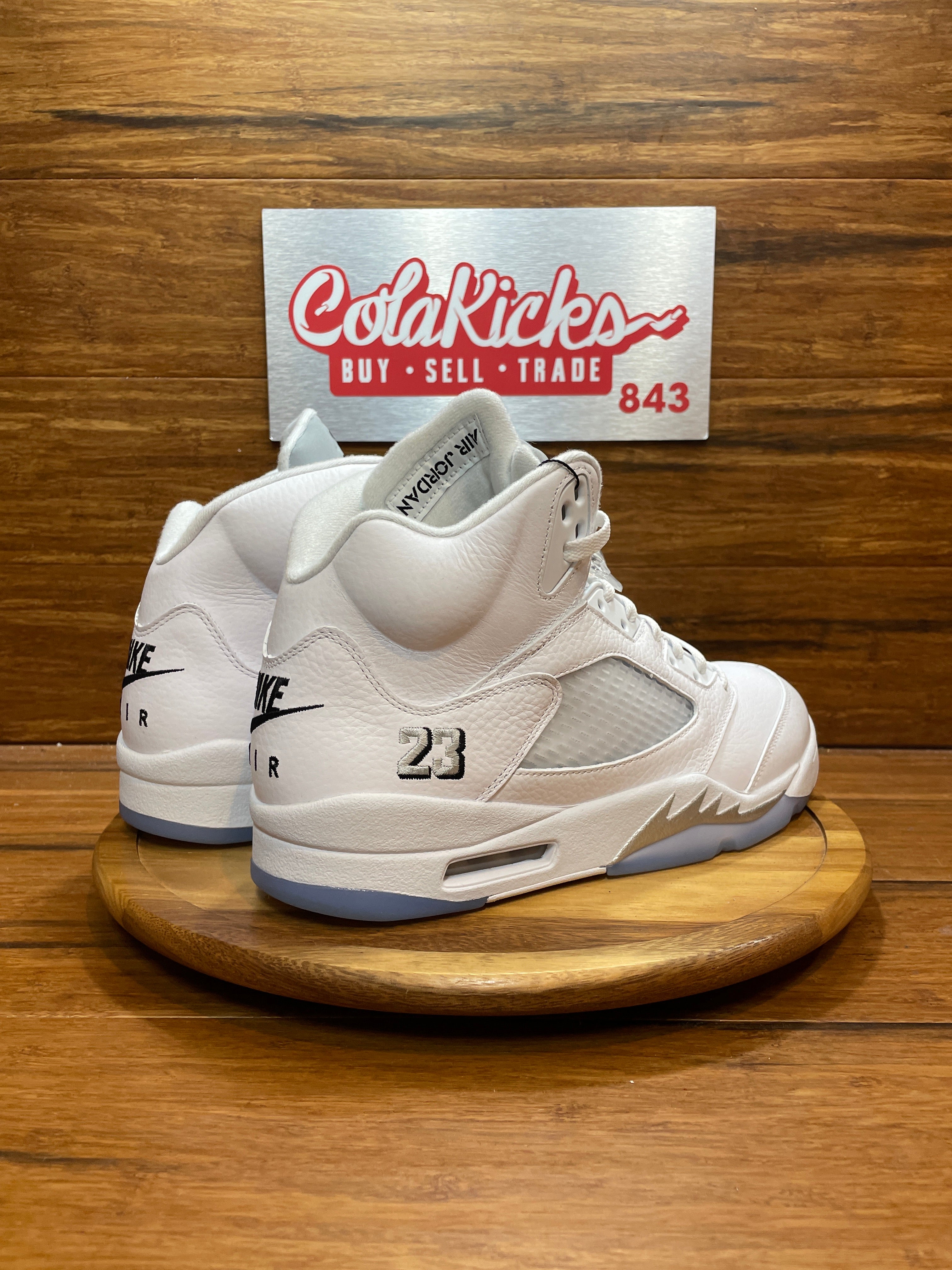 Jordan 5 Retro White Metallic (2026)