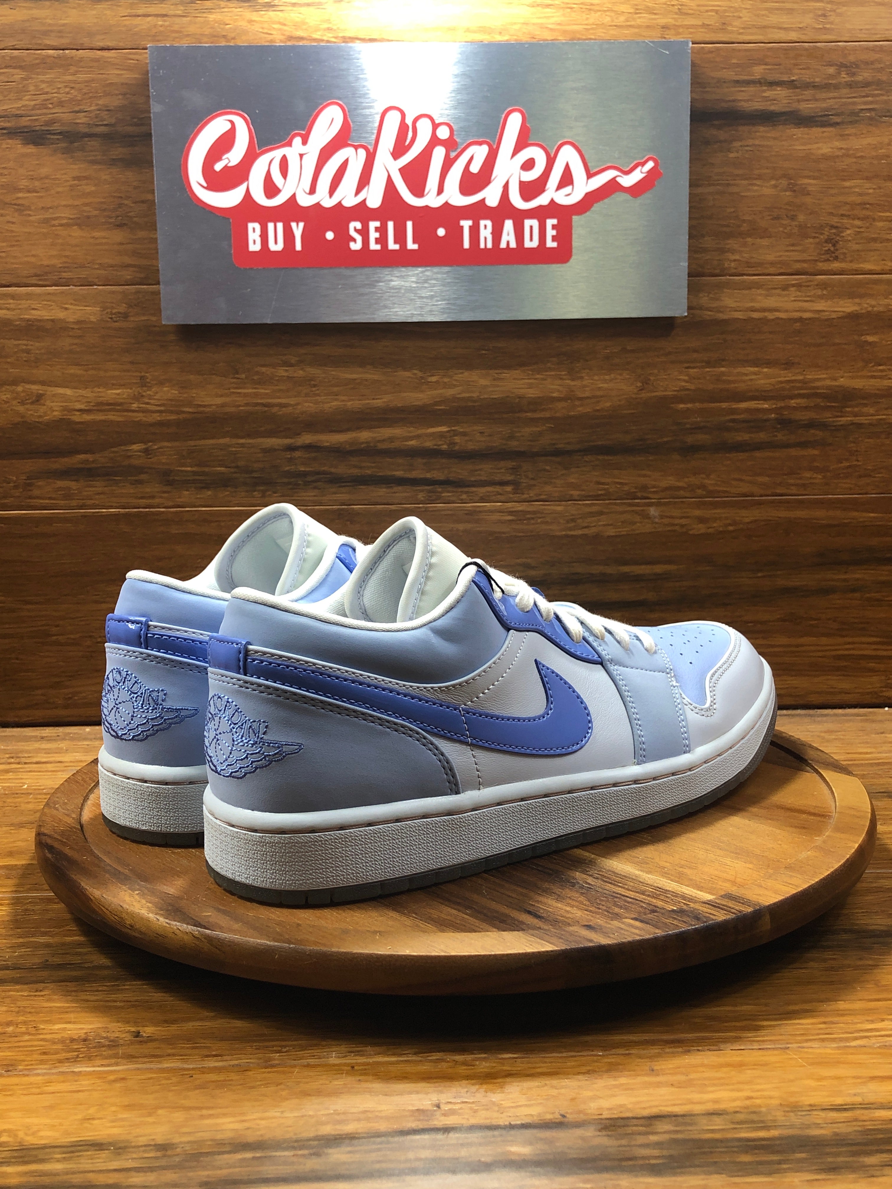 Jordan 1 Low SE Mighty Swooshers (VNDS - YELLOWING)