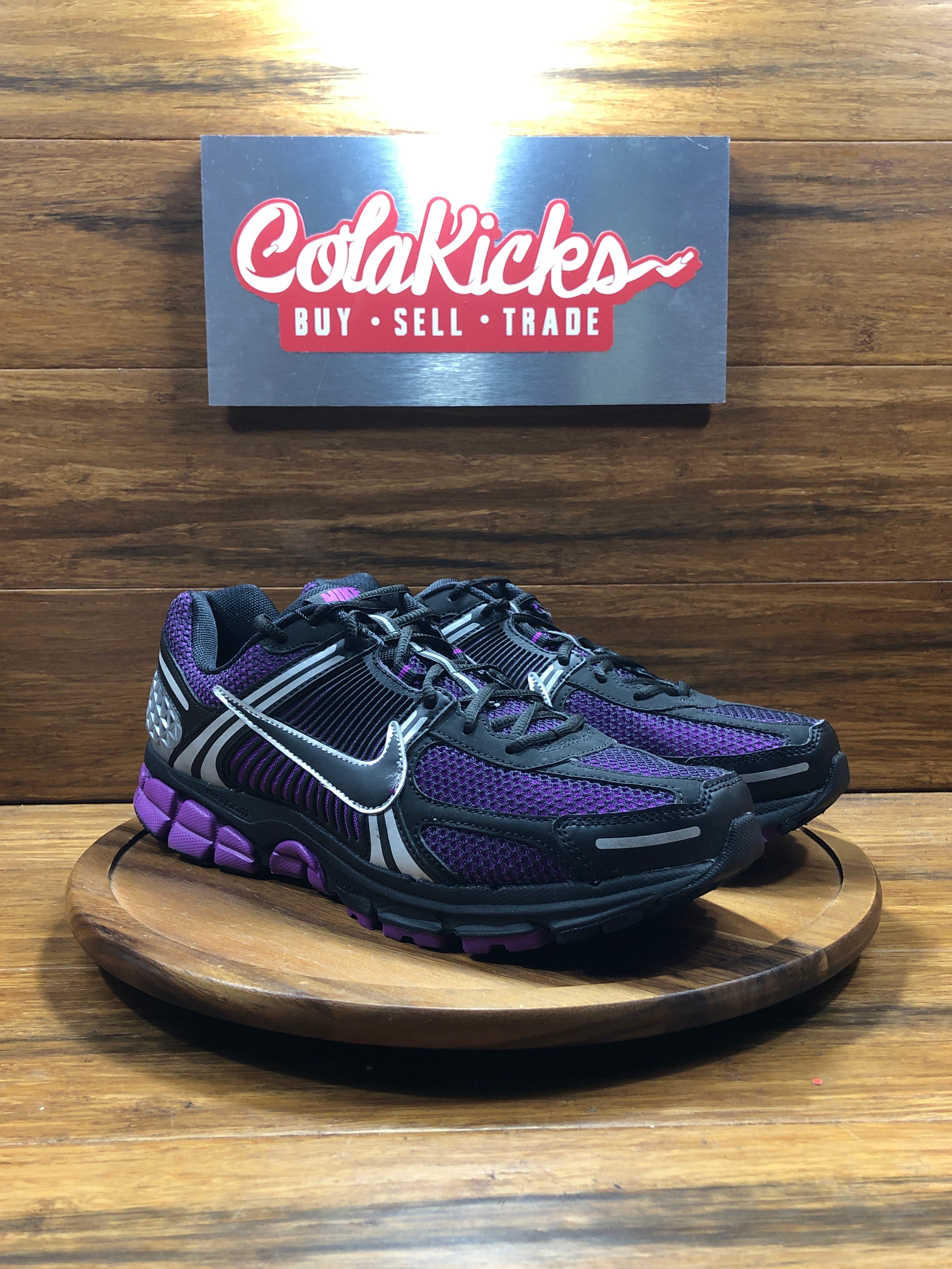 Nike Zoom Vomero 5 Black Vivid Purple
