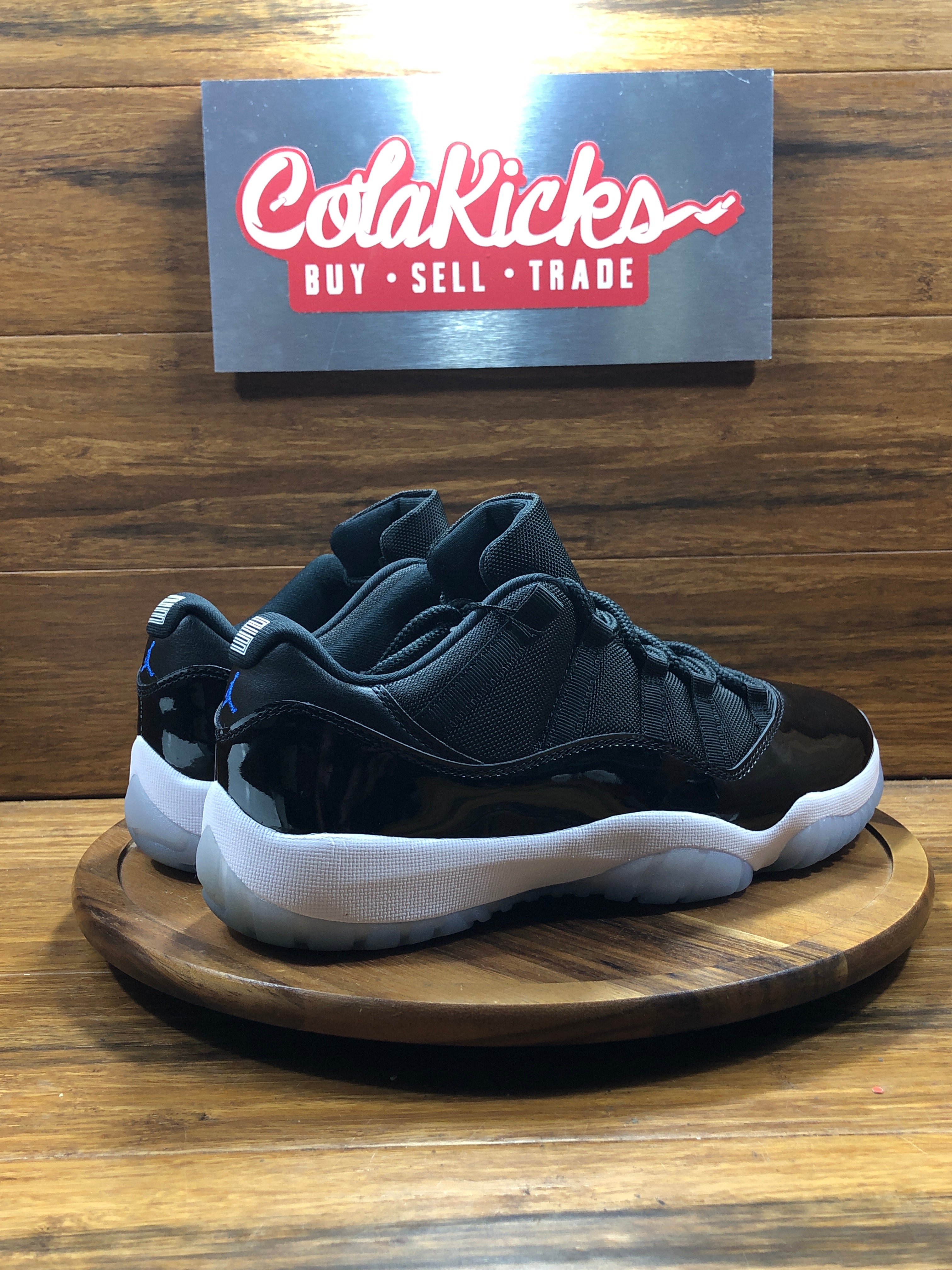 Jordan 11 Retro Low Space Jam