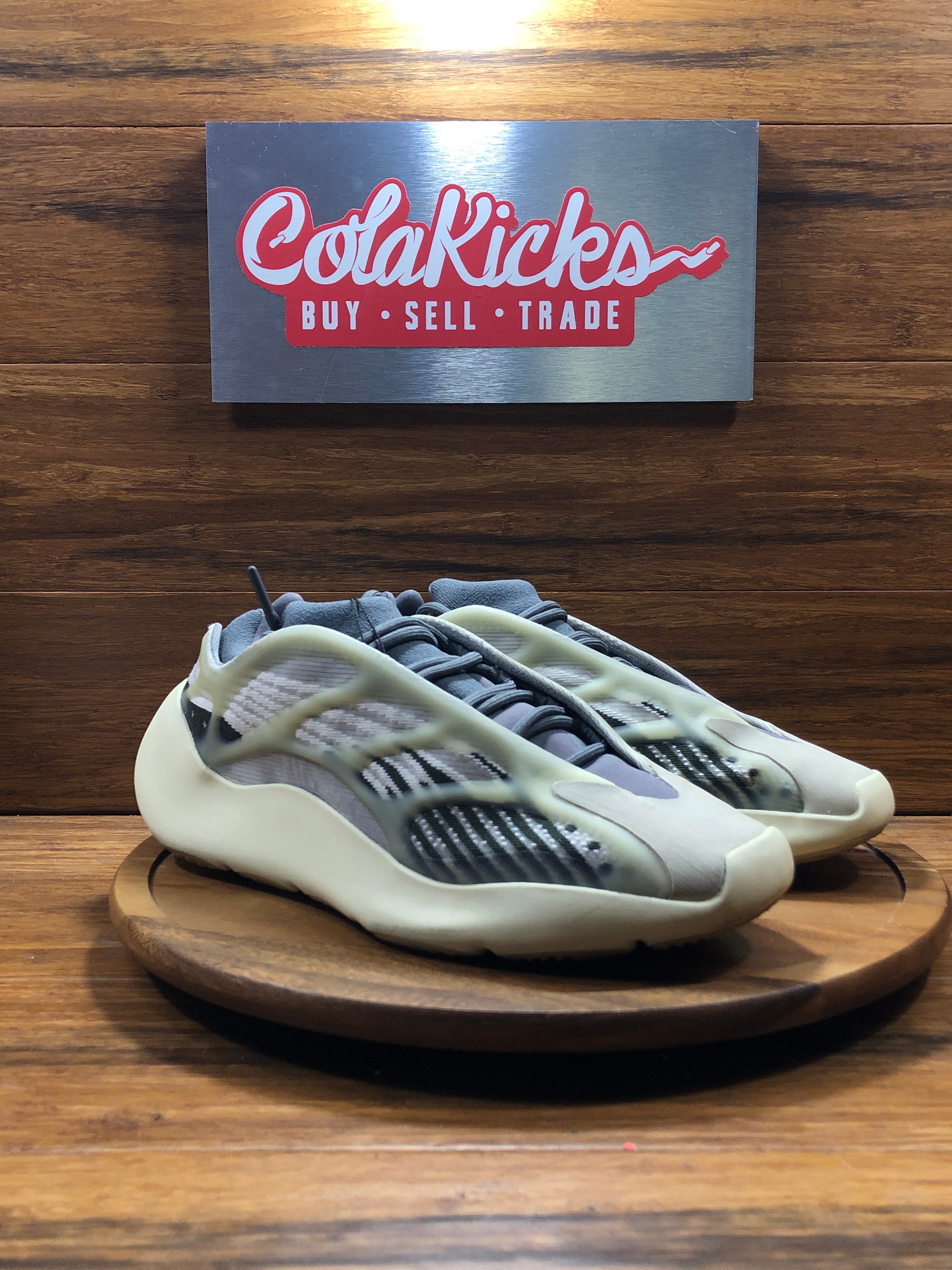 adidas Yeezy 700 V3 Fade Salt