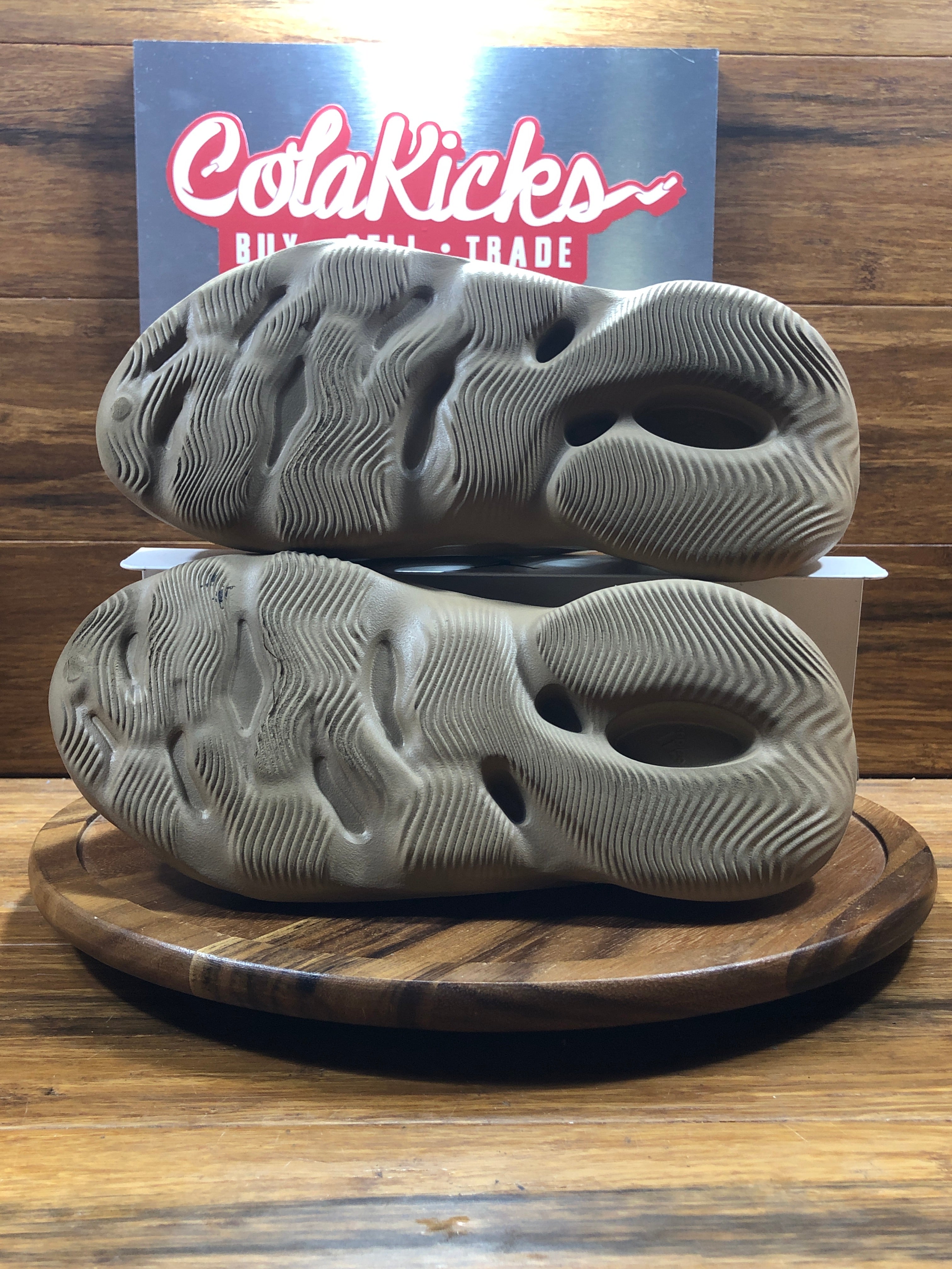 adidas Yeezy Foam RNR Stone Taupe