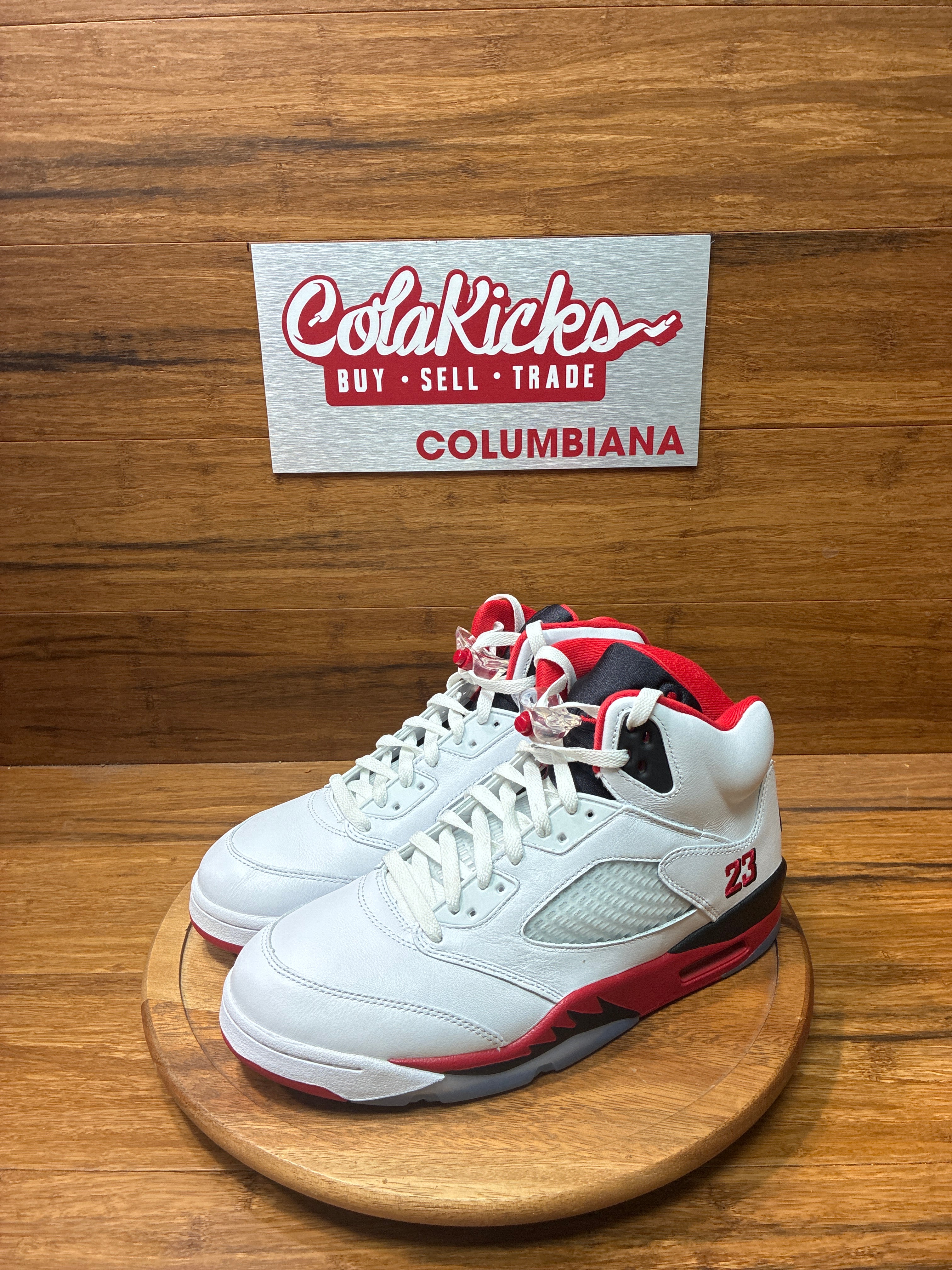 Jordan 5 Retro Fire Red Black Tongue (2025)