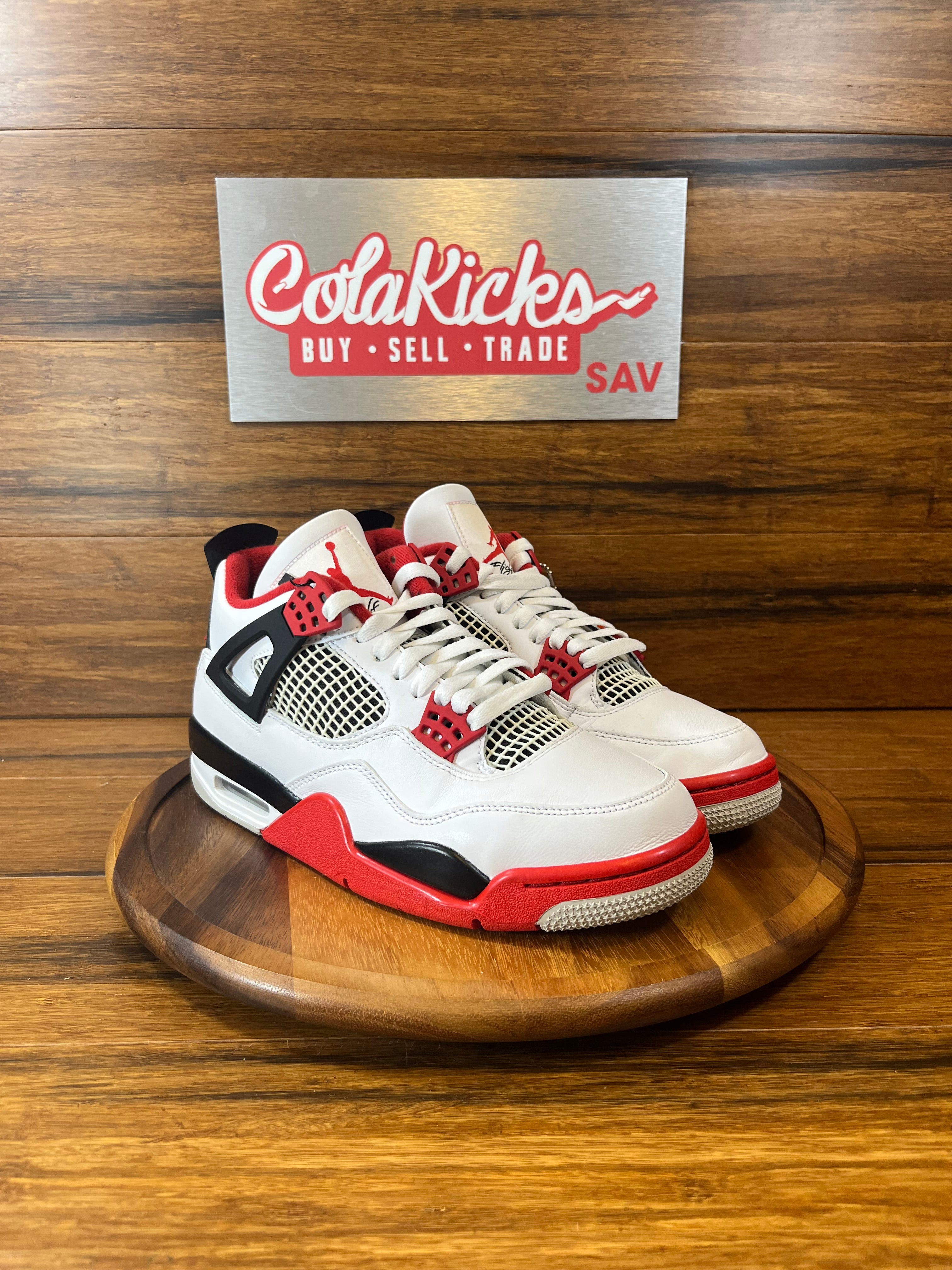 Jordan 4 Retro Fire Red (2020)