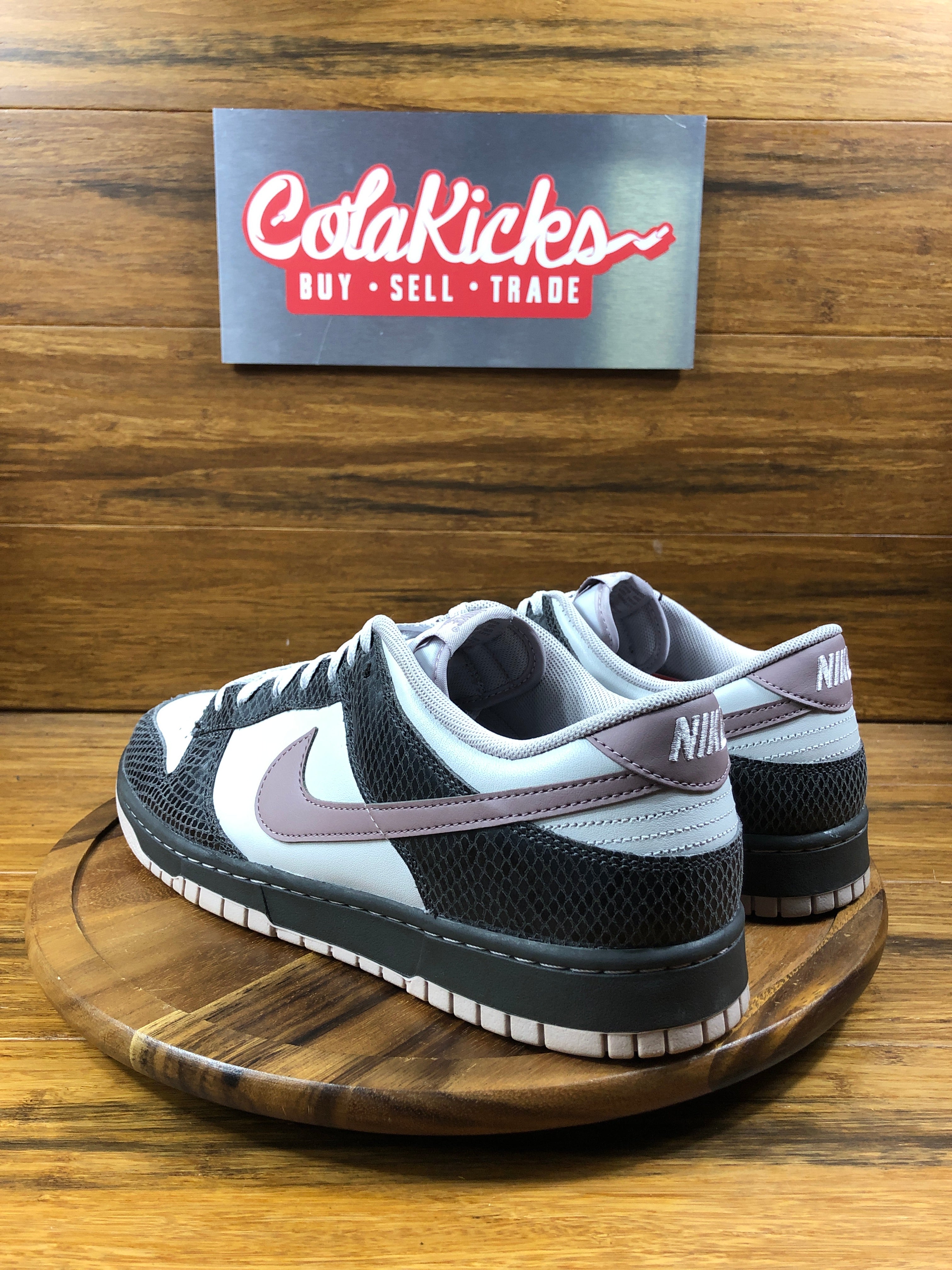 Nike Dunk Low SE Medium Ash Violet Snakeskin