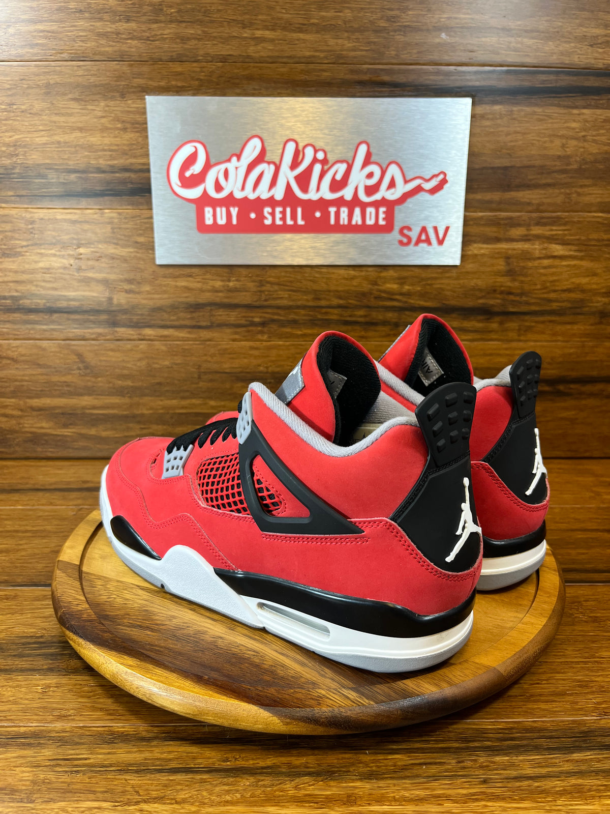 Jordan 4 Retro Toro Bravo (2026)