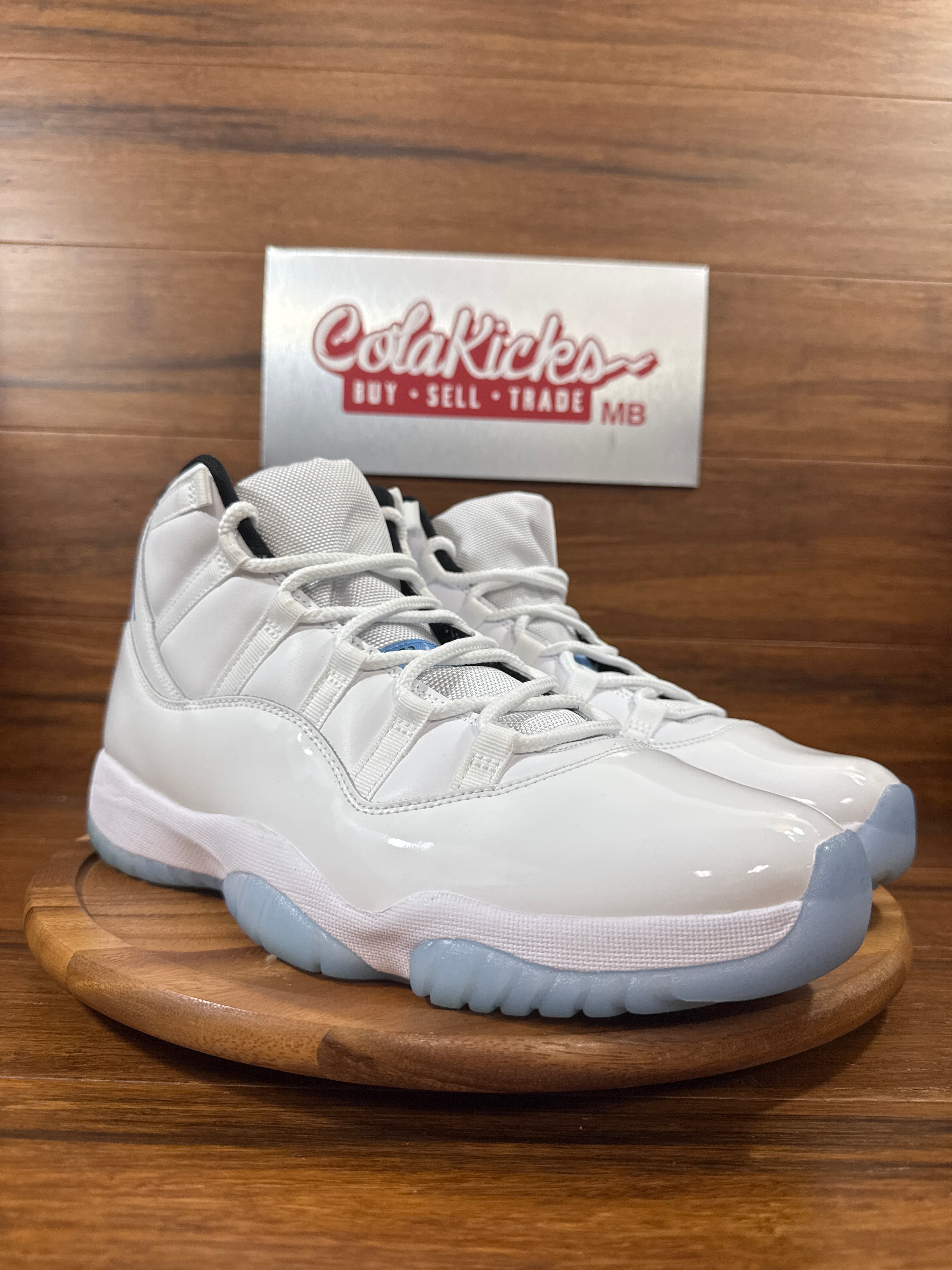 Jordan 11 Retro Legend Blue (2024)