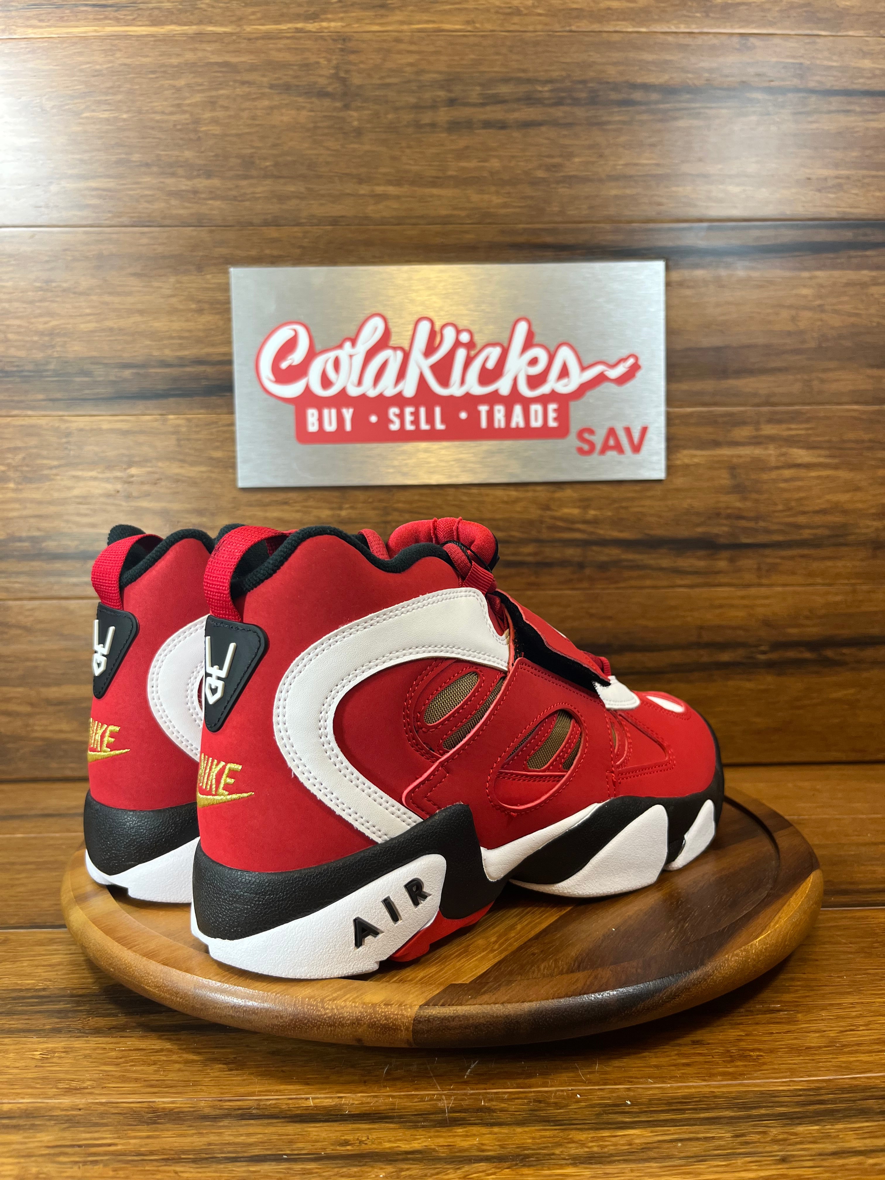 Nike Air Diamond Turf 2 Red Gold (2026)