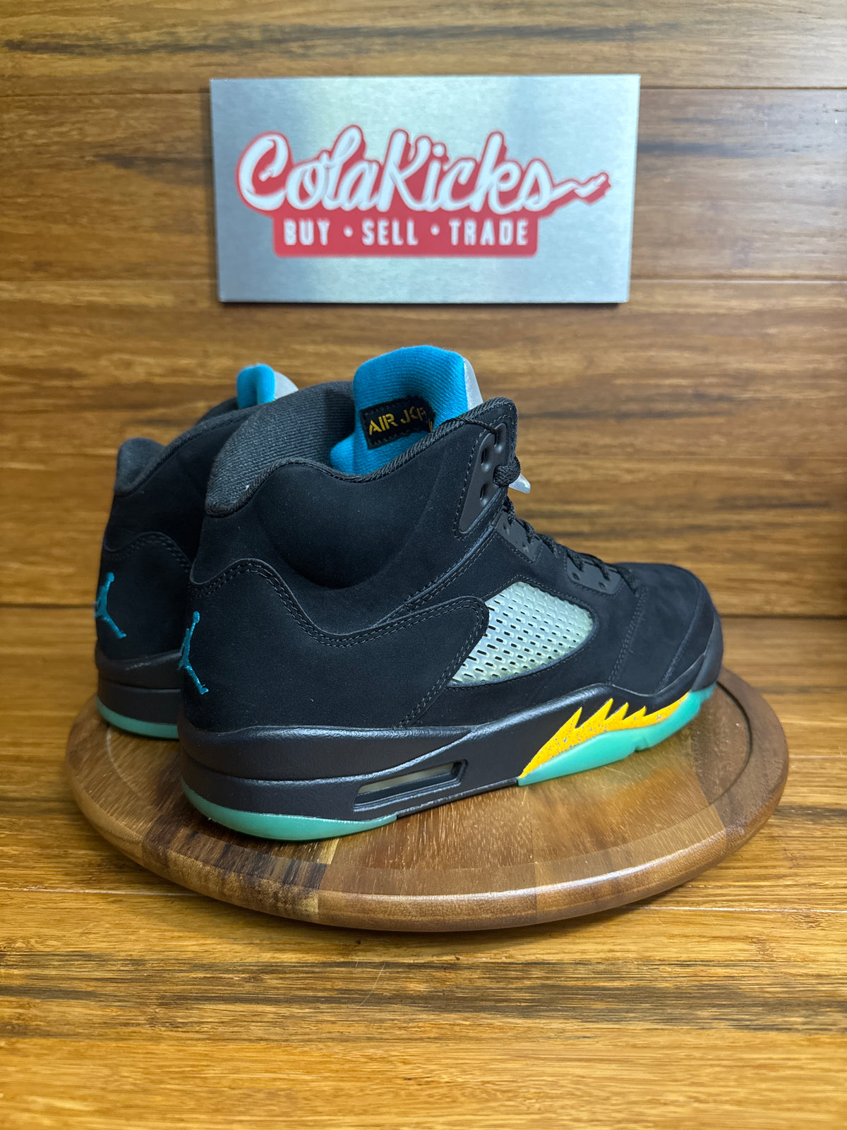 Jordan 5 Retro Aqua