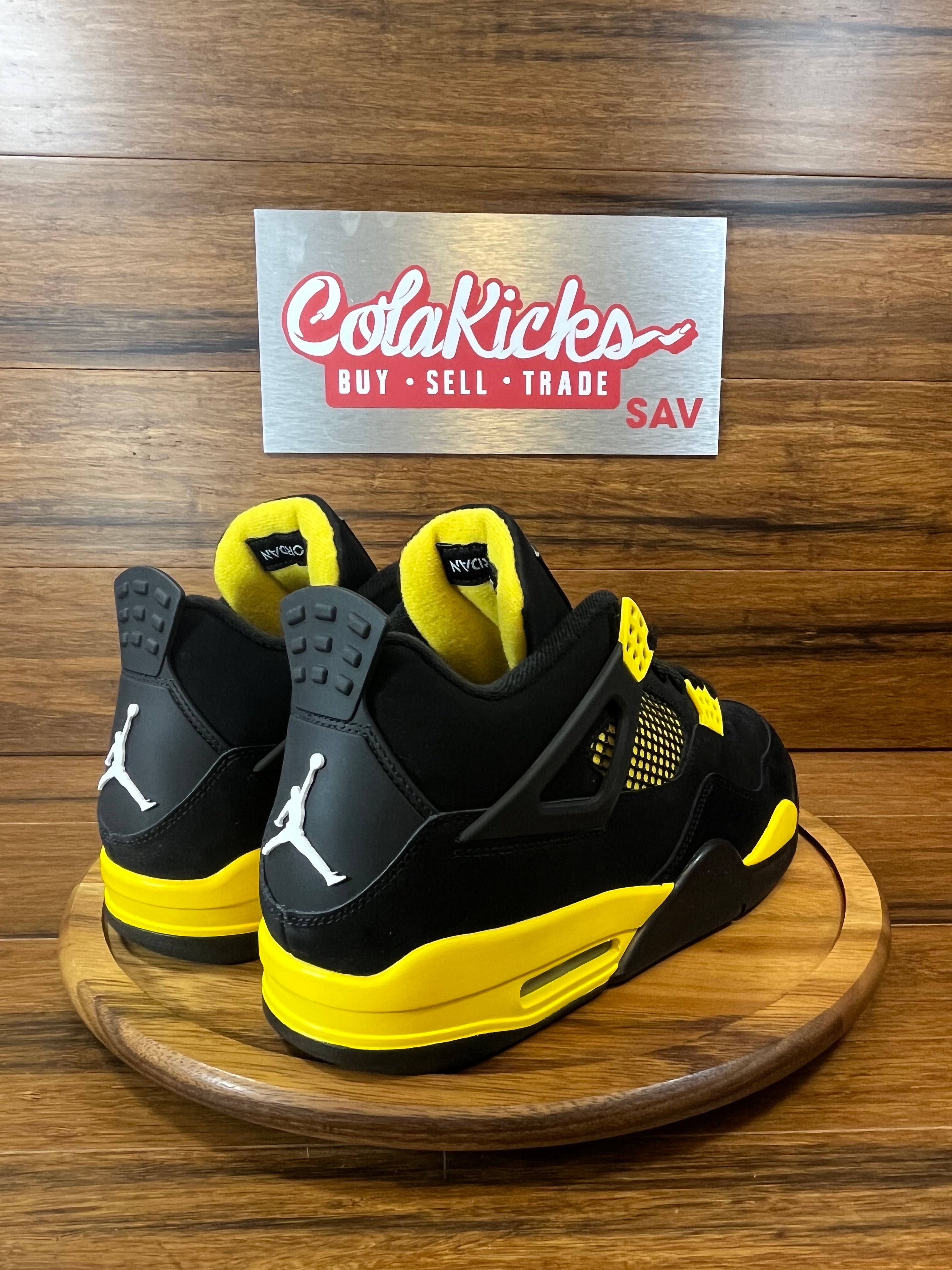 Jordan 4 Retro Thunder (2023)