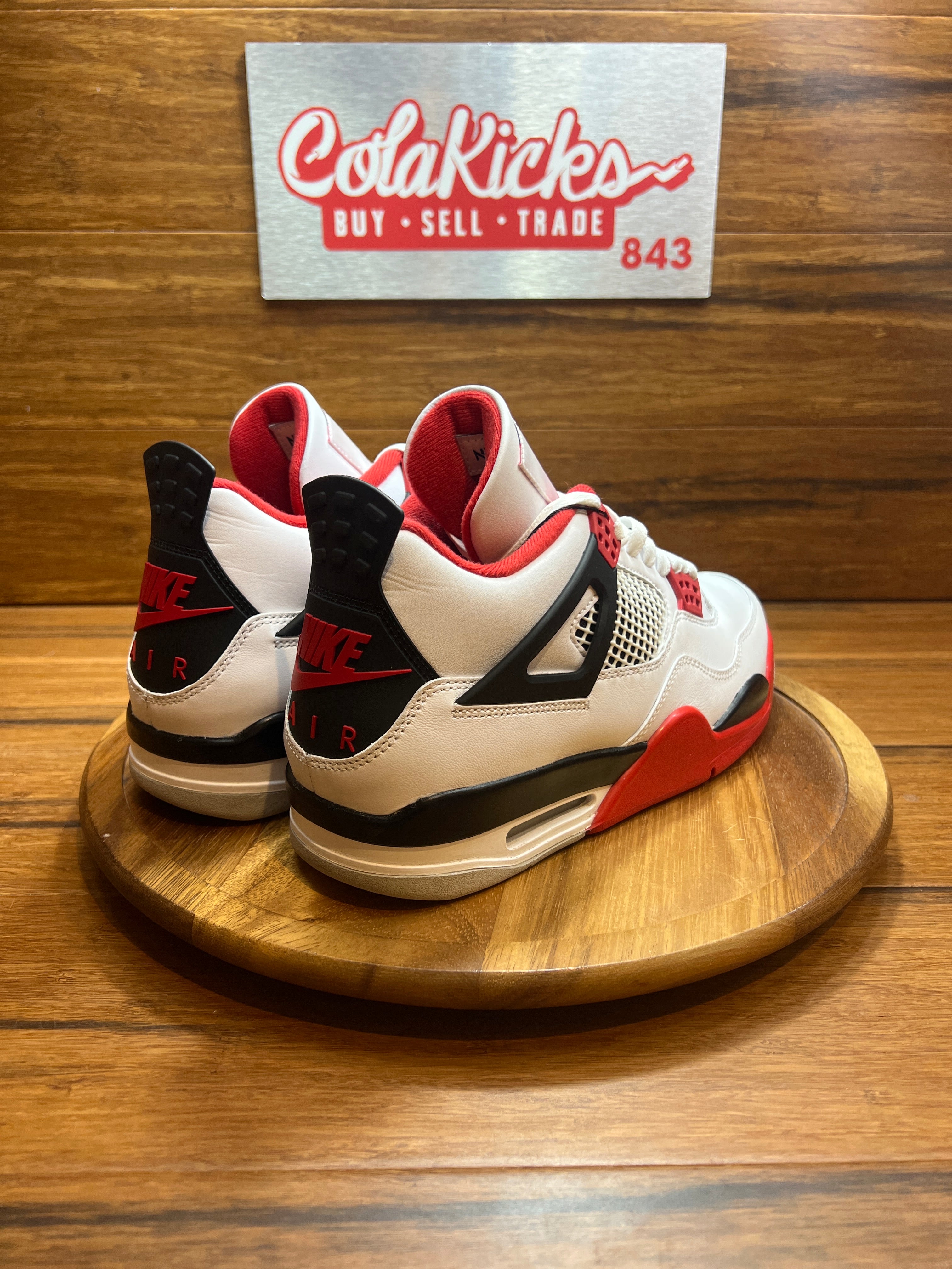 Jordan 4 Retro Fire Red (2020)