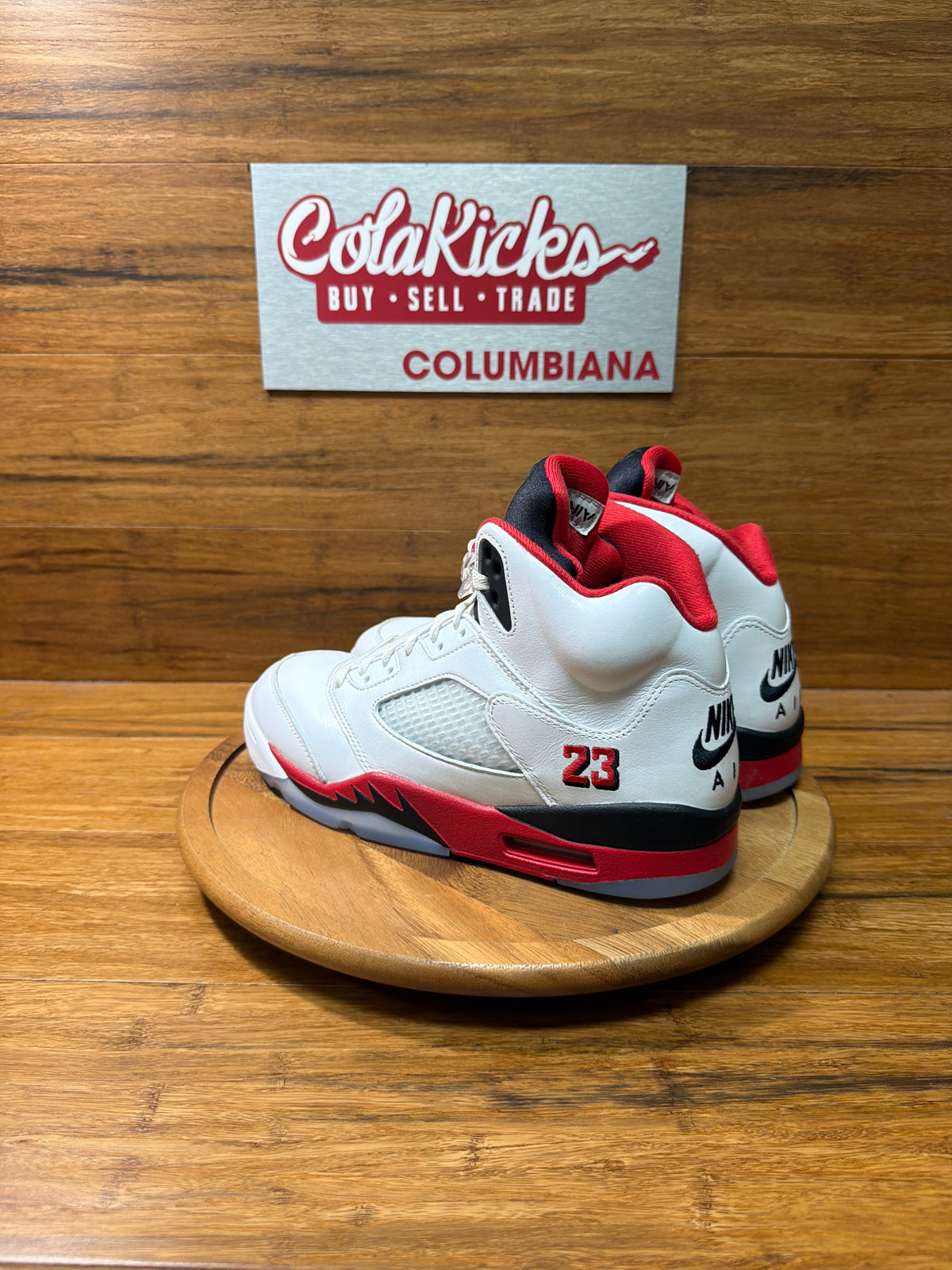 Jordan 5 Retro Fire Red Black Tongue (2025)