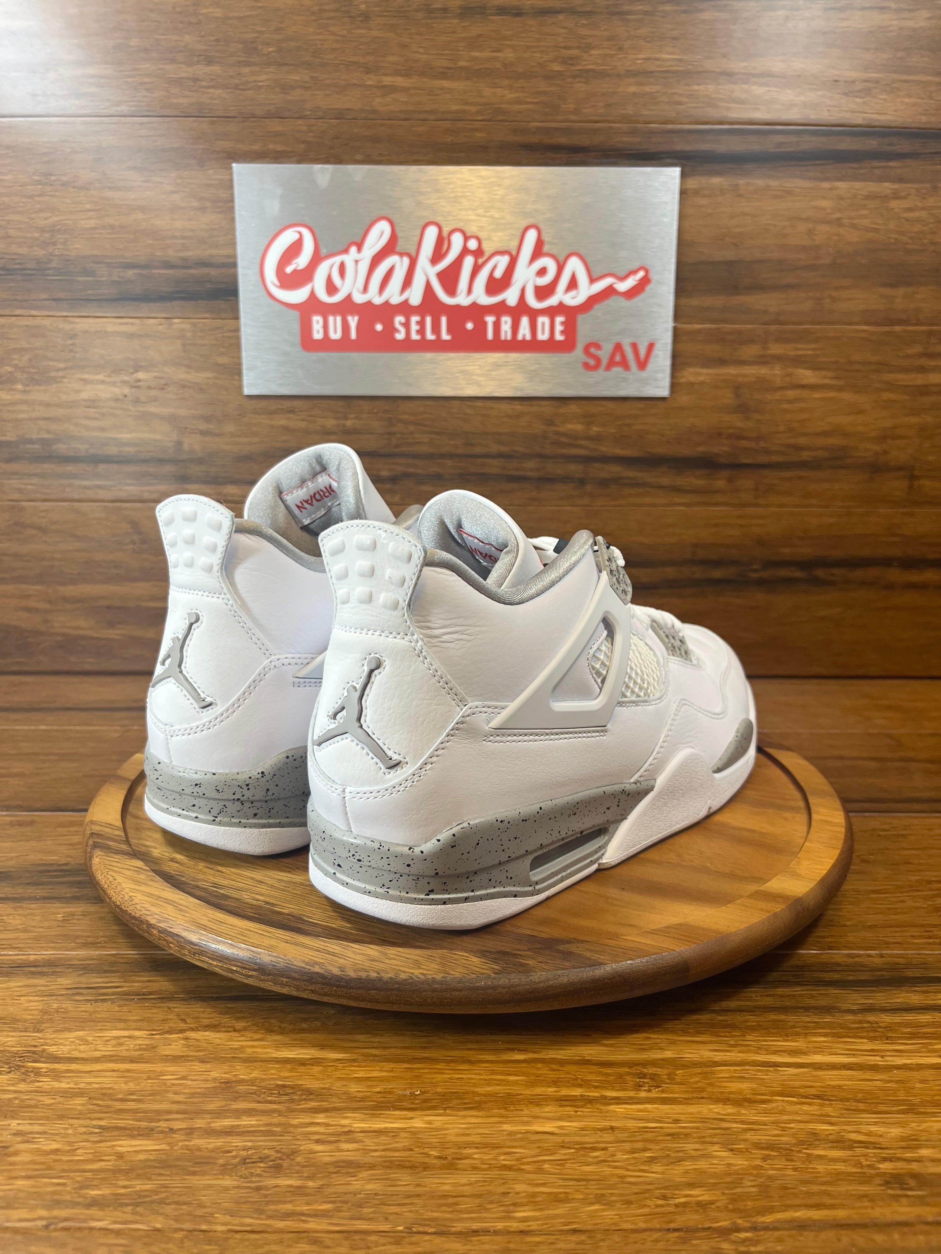 Jordan 4 Retro White Oreo (2021)