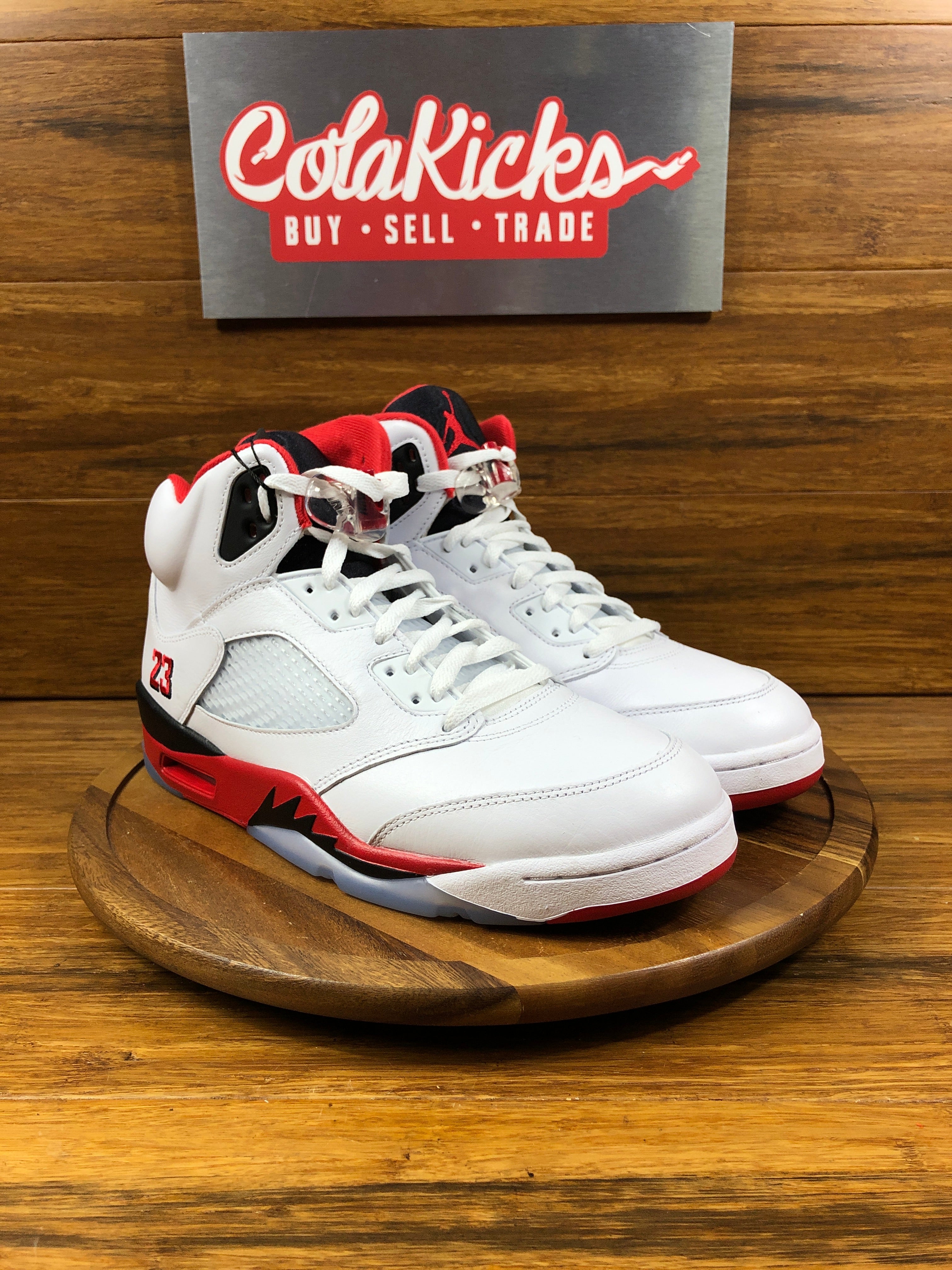 Jordan 5 Retro Fire Red Black Tongue (2025)