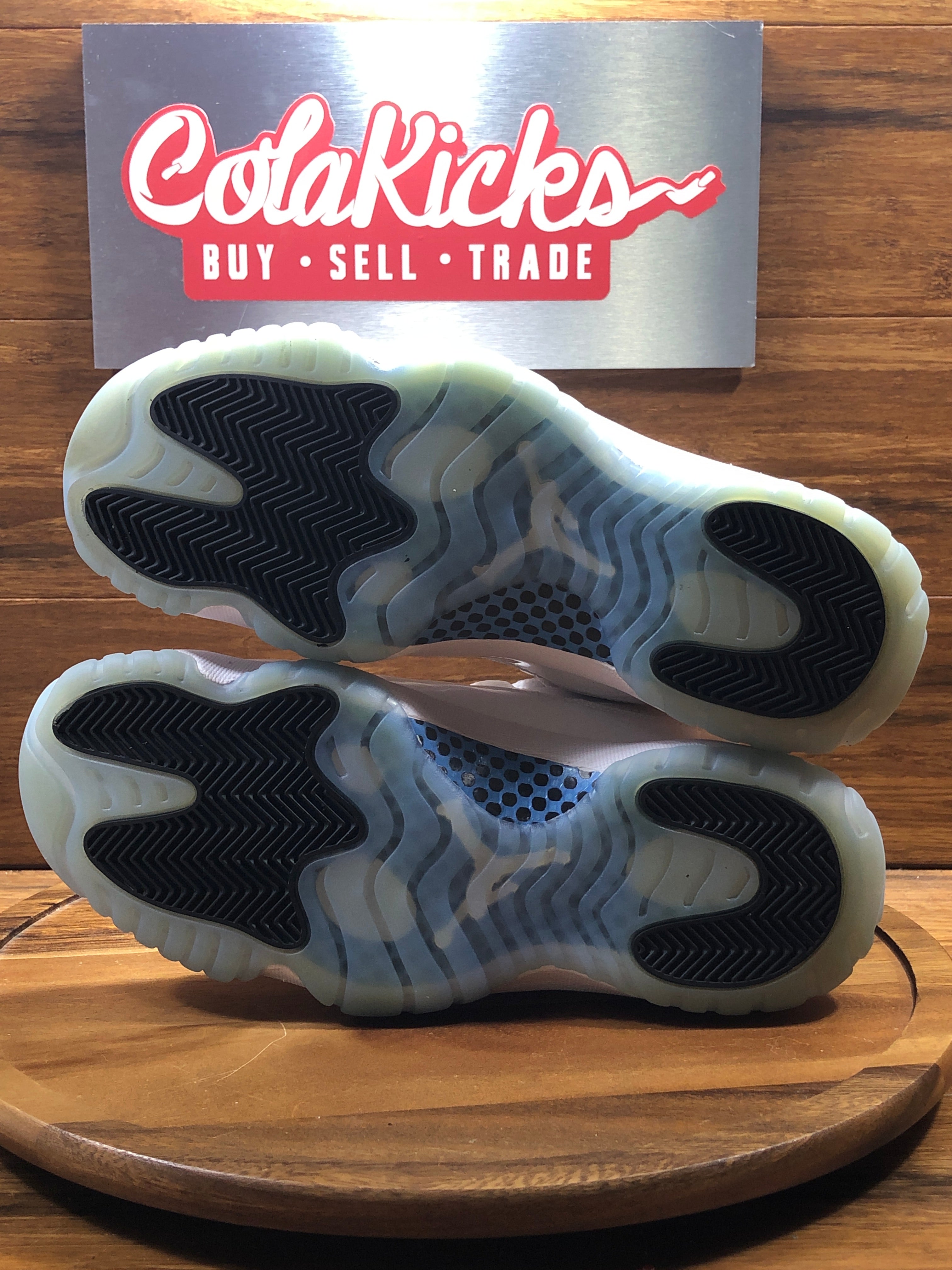 Jordan 11 Retro Legend Blue (2024)