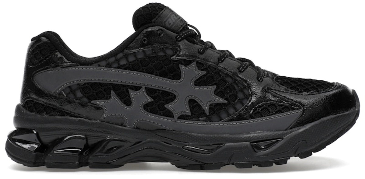 Bravest Studios Kross Kountry Runner Triple Black