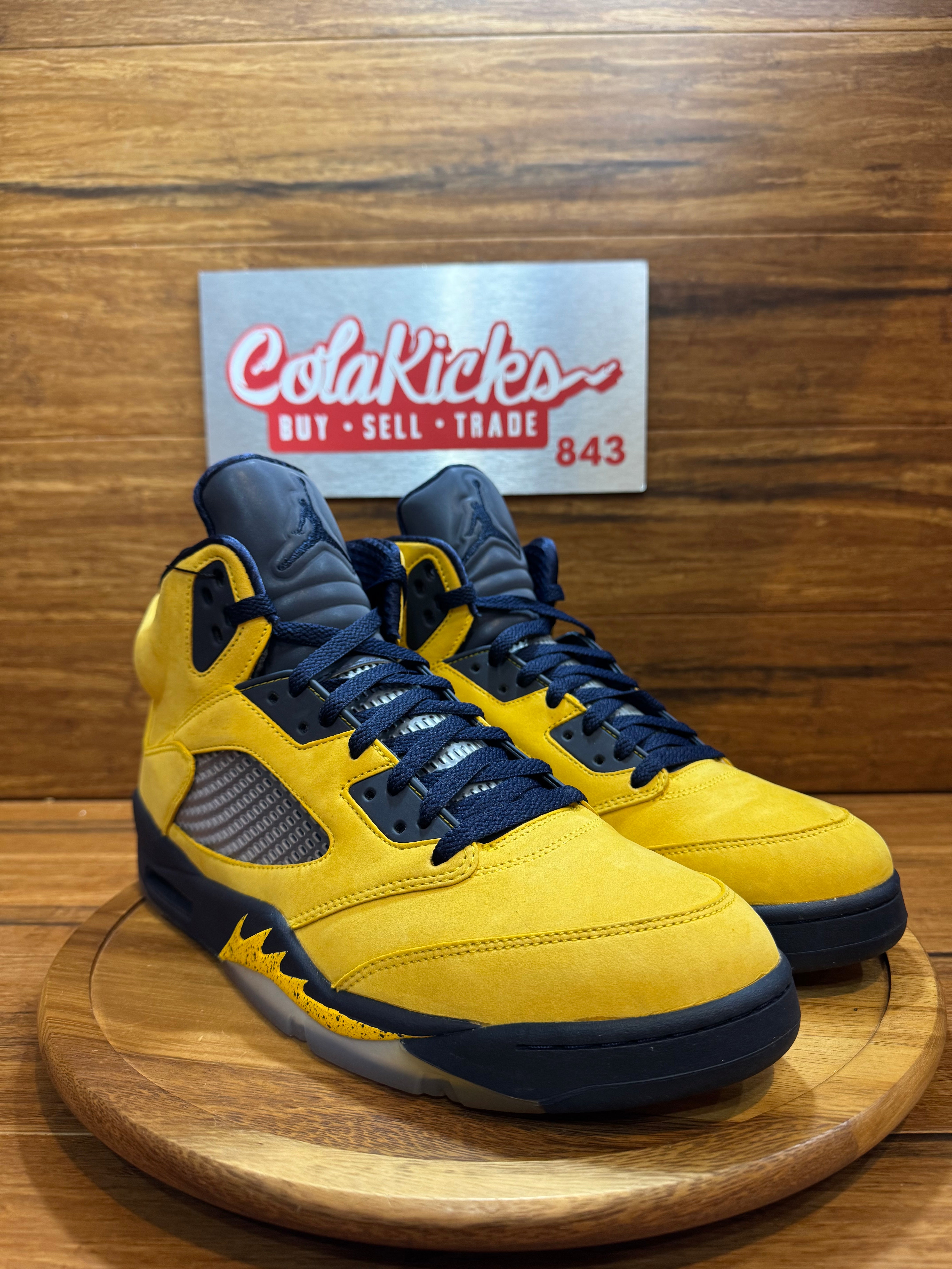 Jordan 5 Retro Michigan (2019)