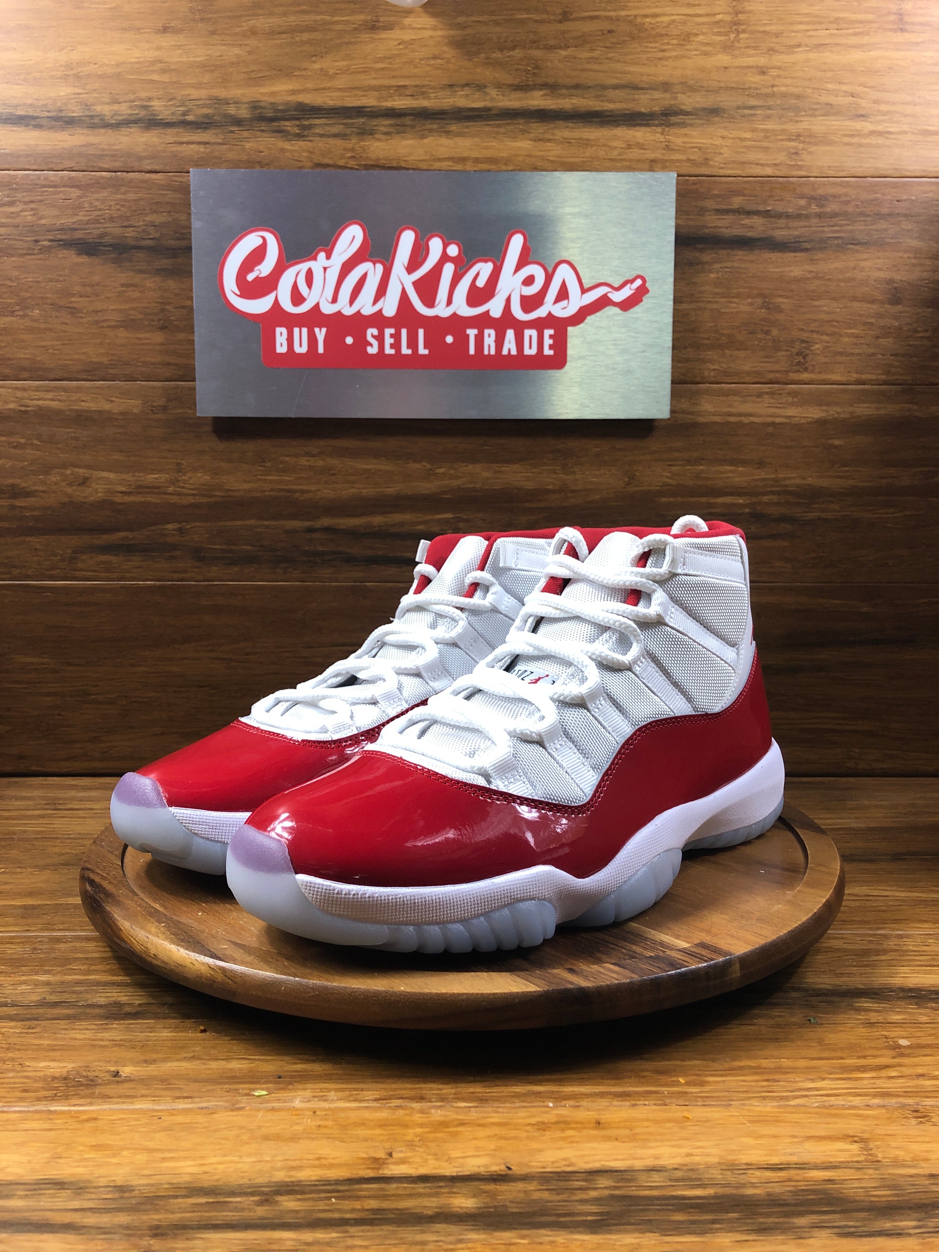Jordan 11 Retro Cherry (2022)