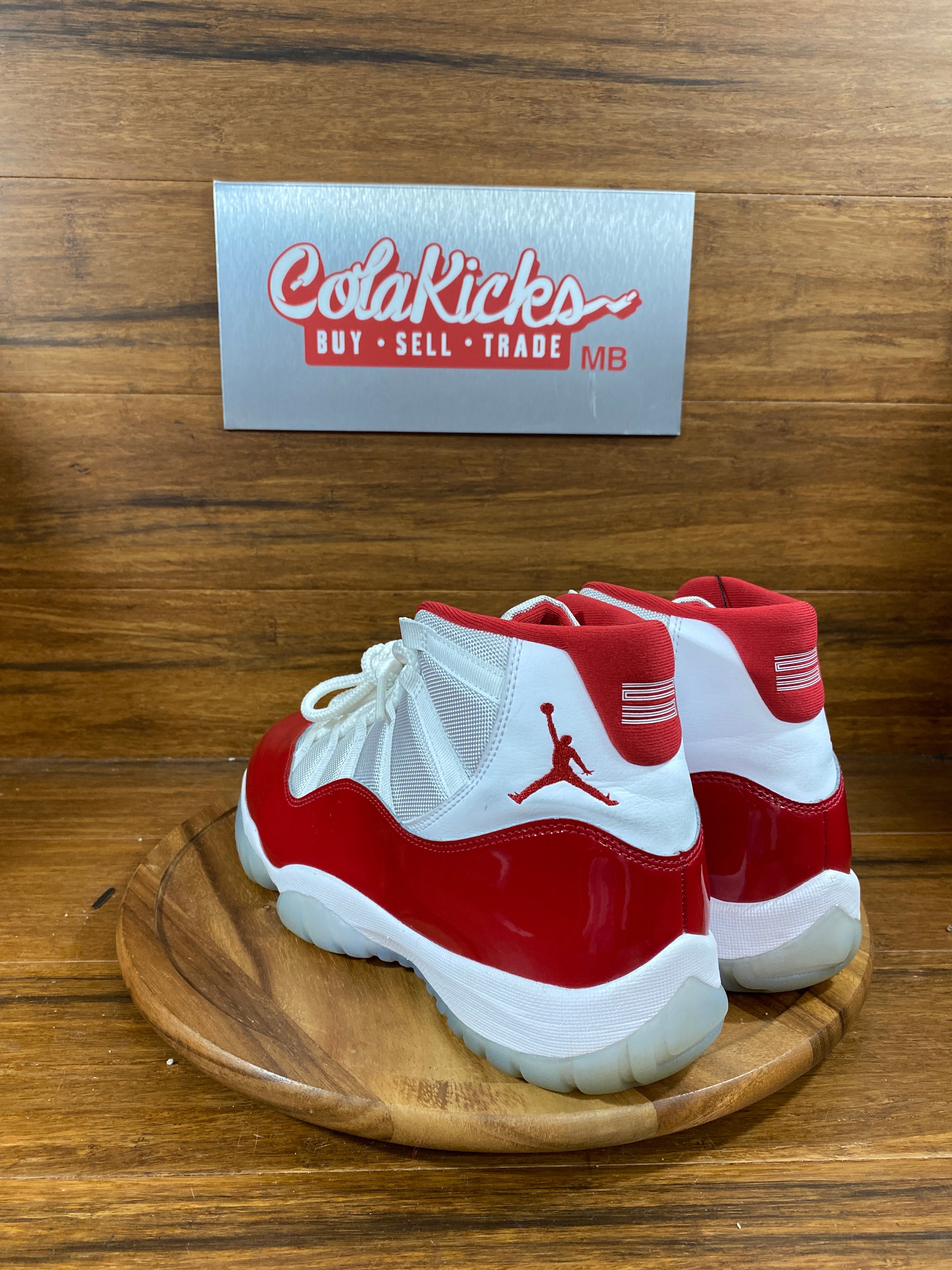 Jordan 11 Retro Cherry (2022)