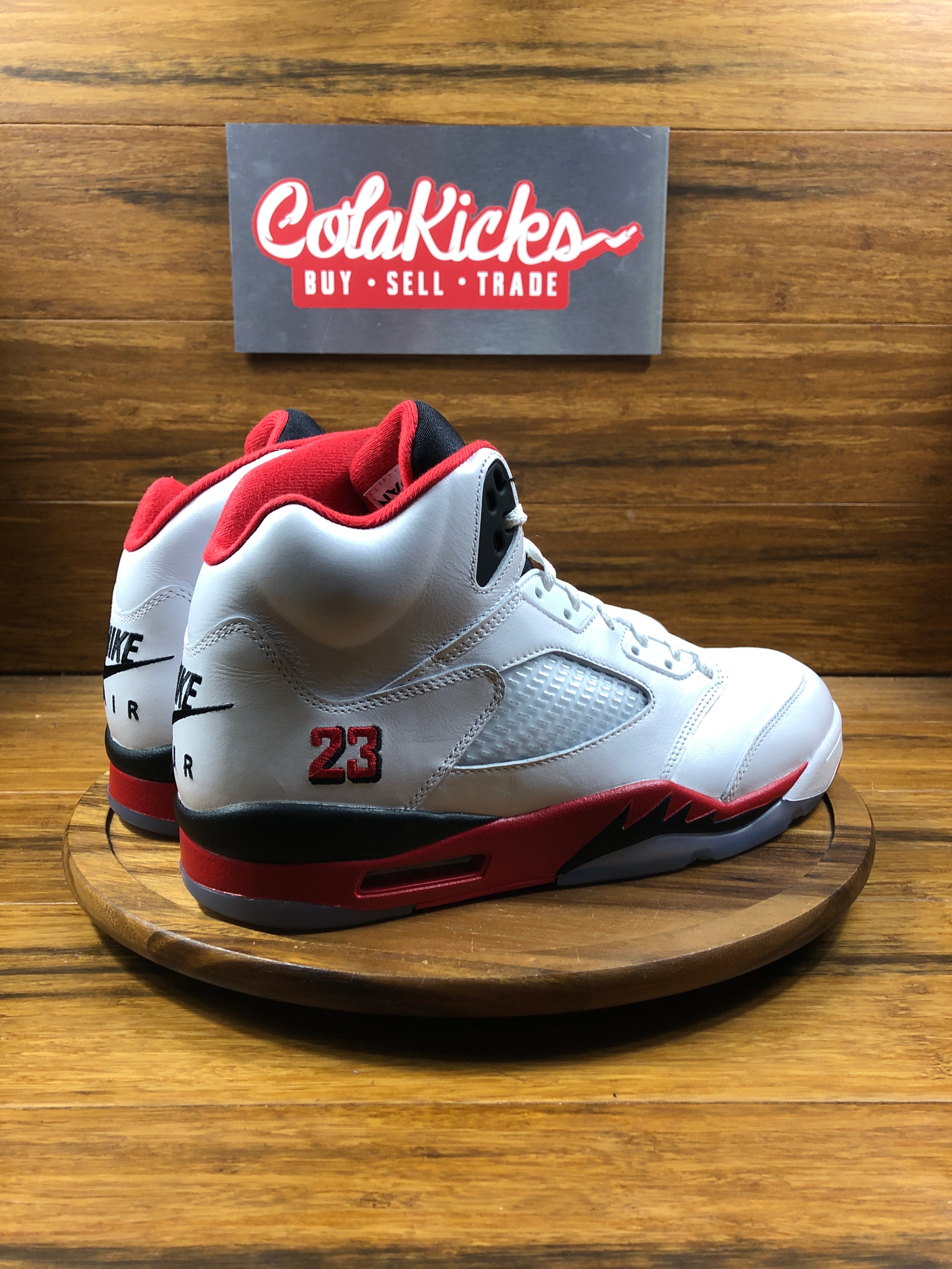 Jordan 5 Retro Fire Red Black Tongue (2025)