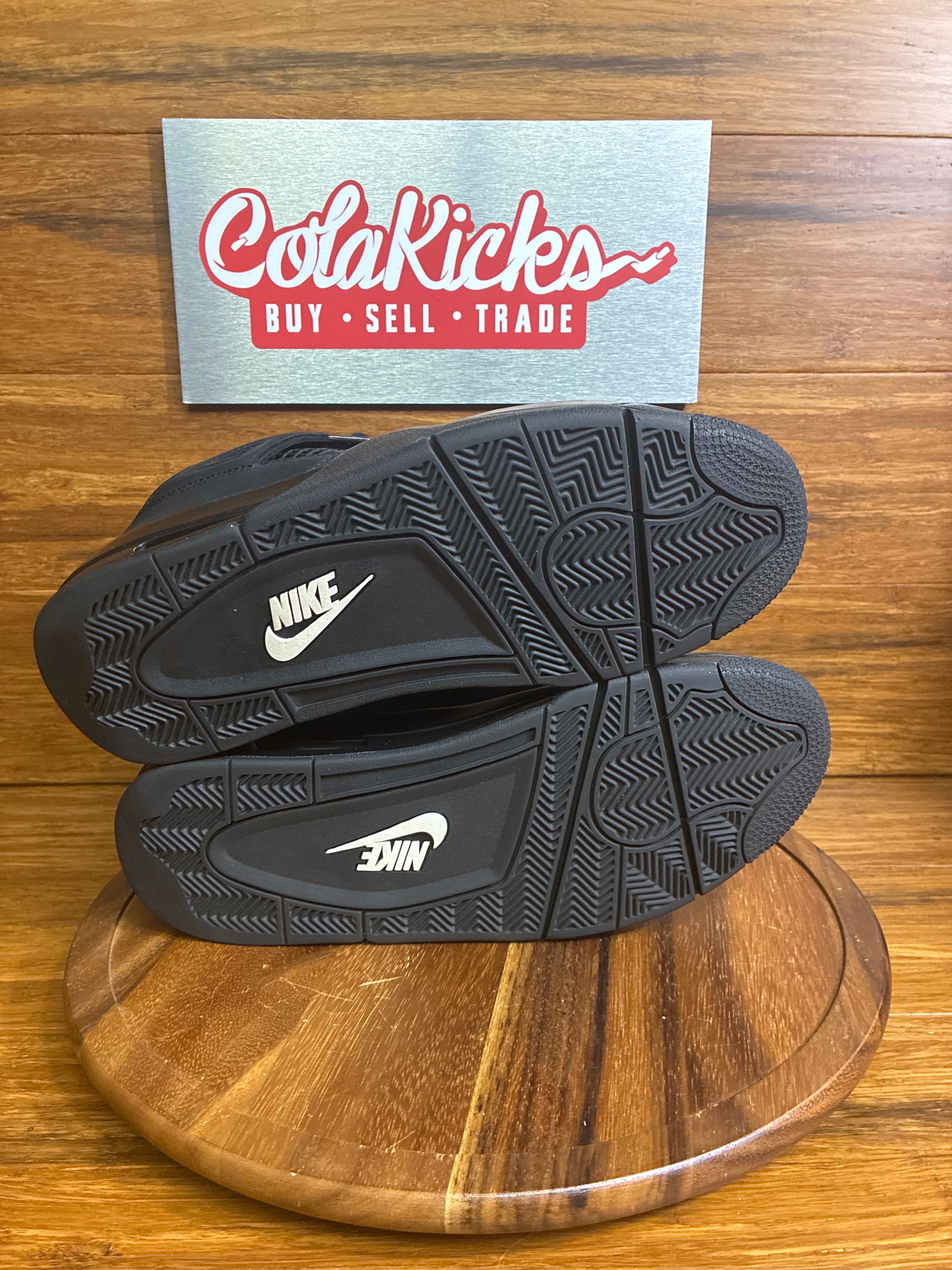 Jordan 4 Retro Black Cat (2025)