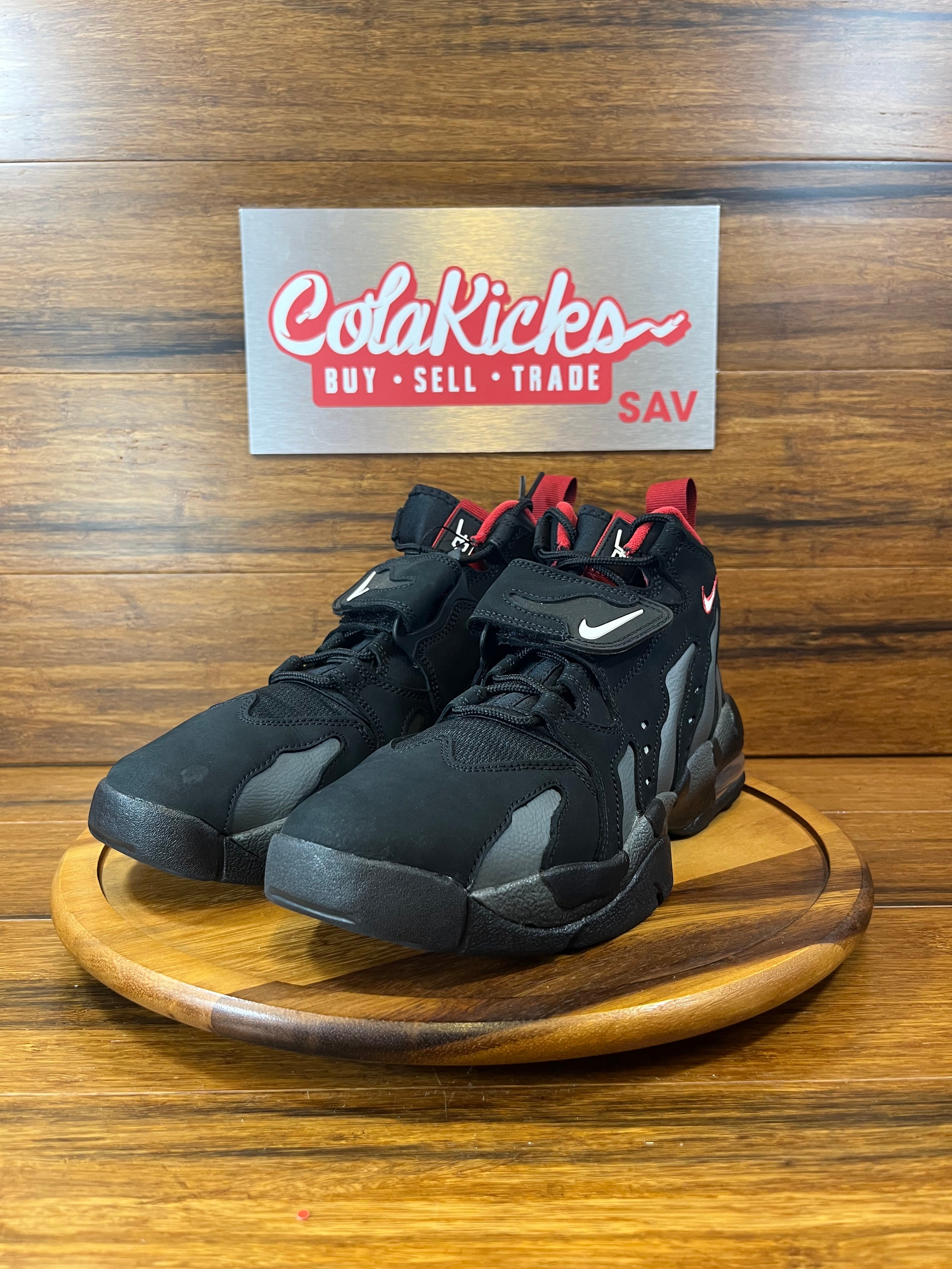 Nike Air DT Max '96 Falcons