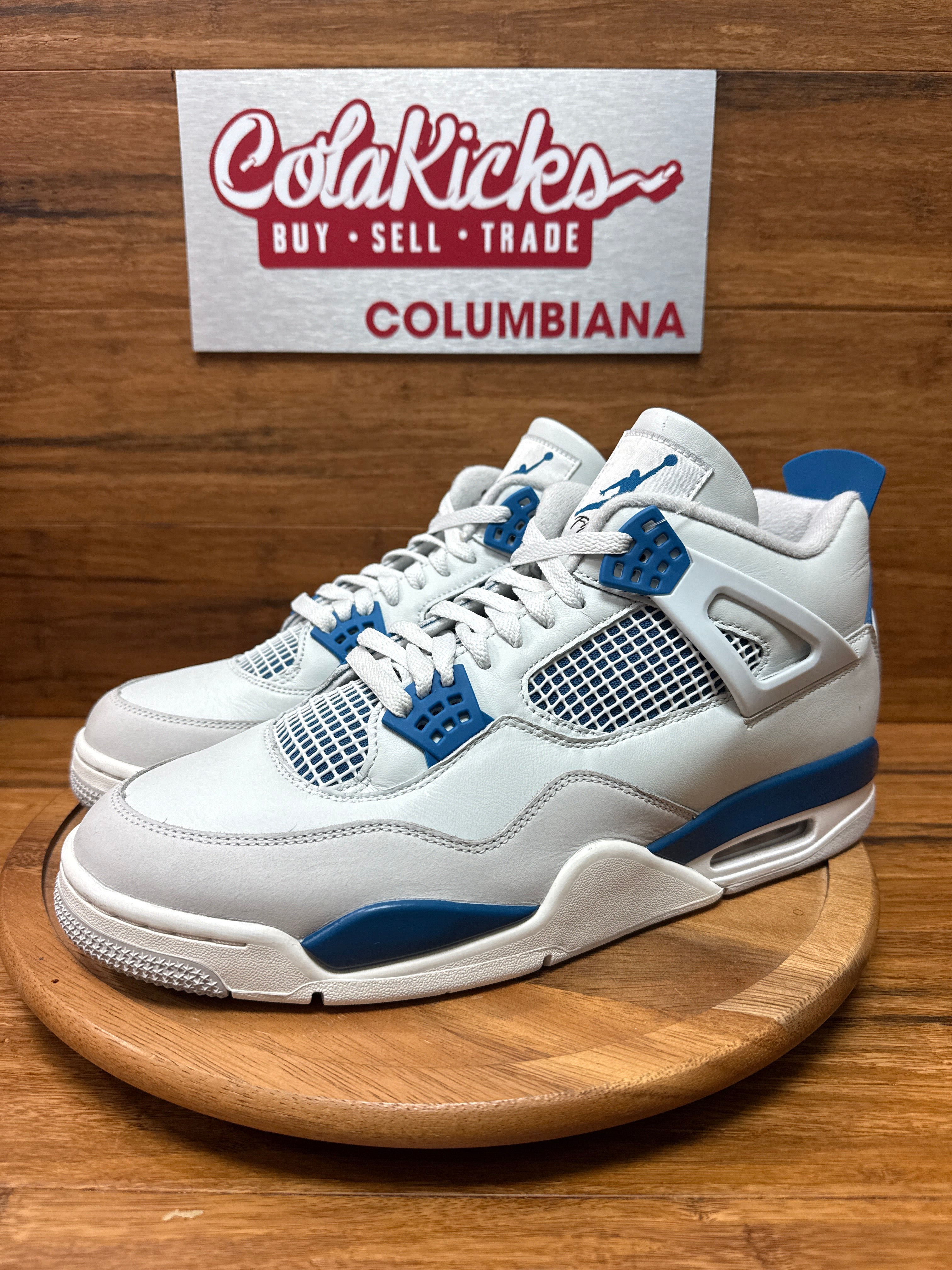 Jordan 4 Retro Military Blue (2024)