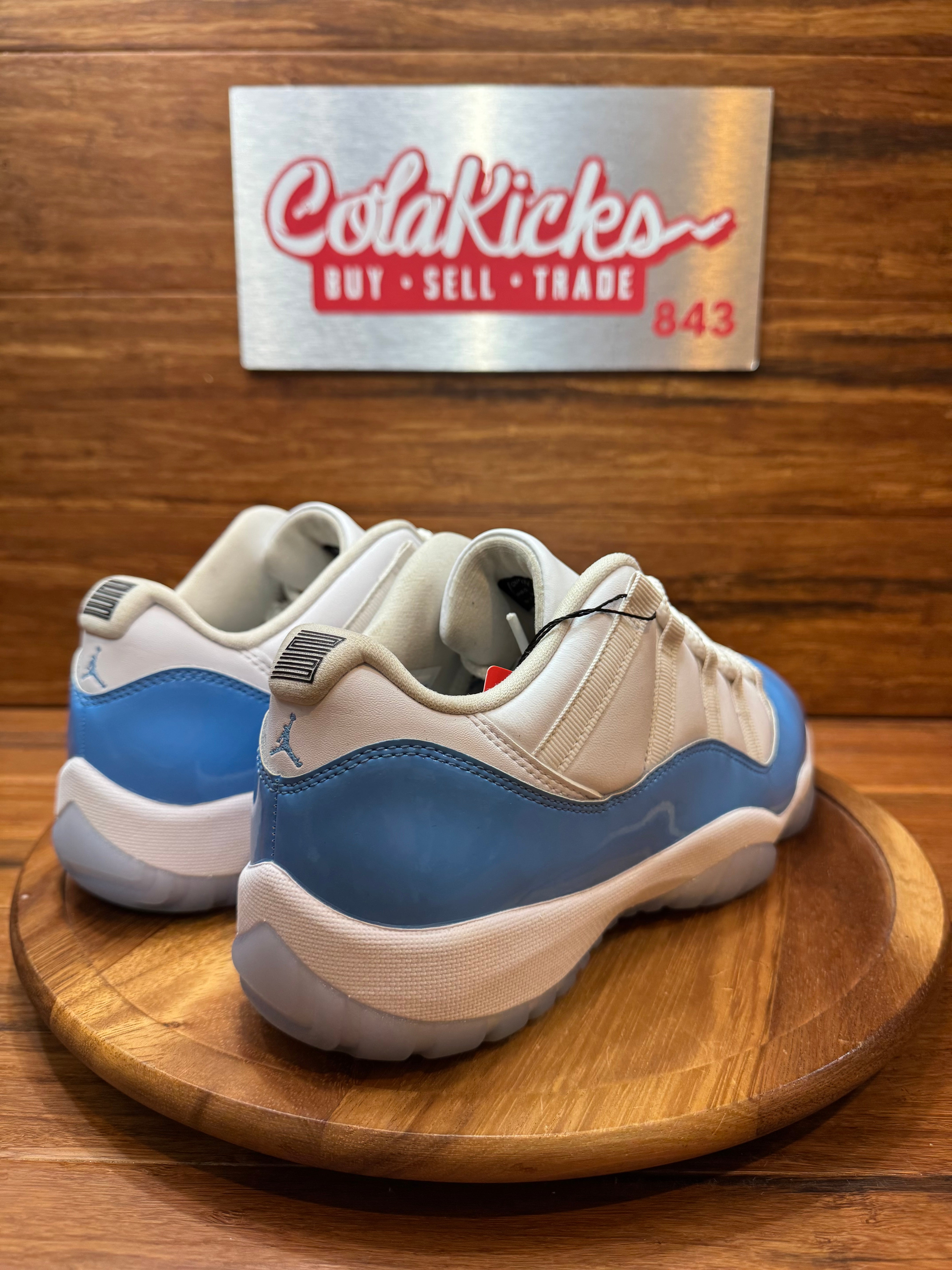 Jordan 11 Retro Low University Blue (2026)