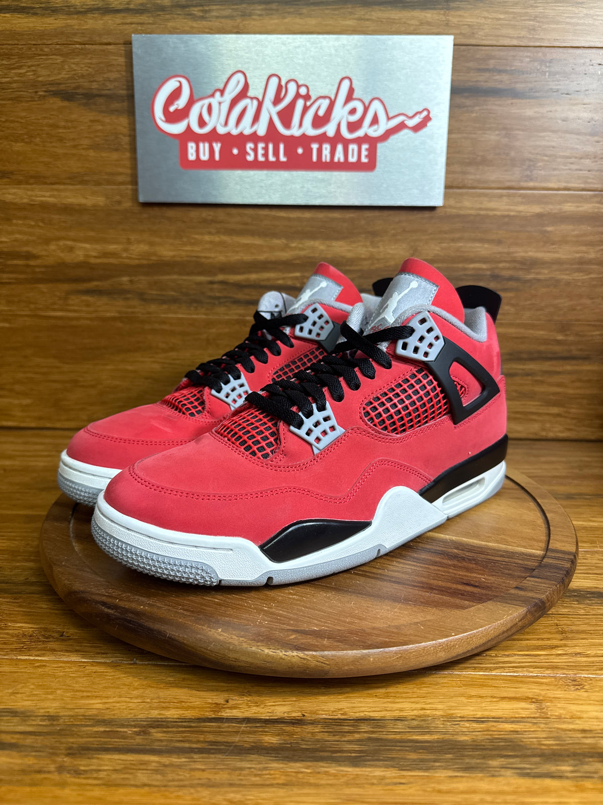 Jordan 4 Retro Toro Bravo (2026)