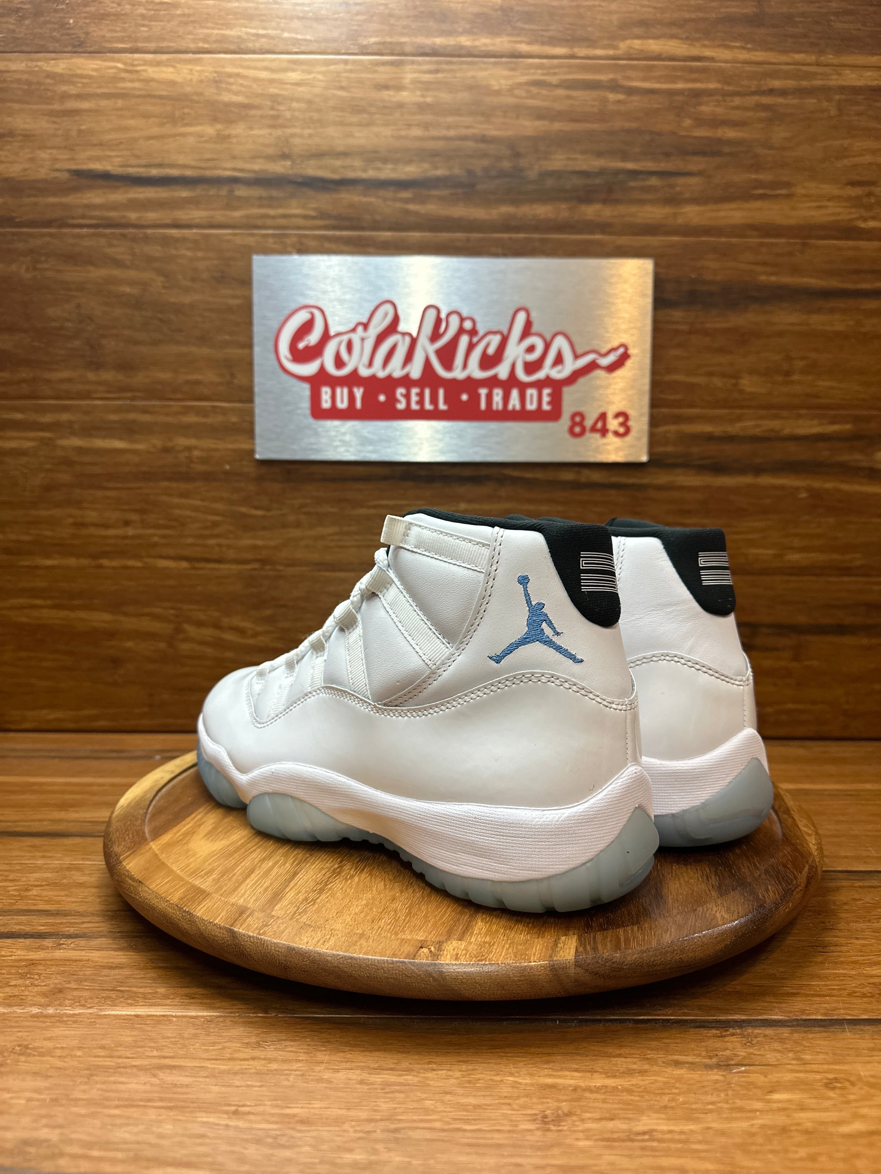 Jordan 11 Retro Legend Blue (2024)